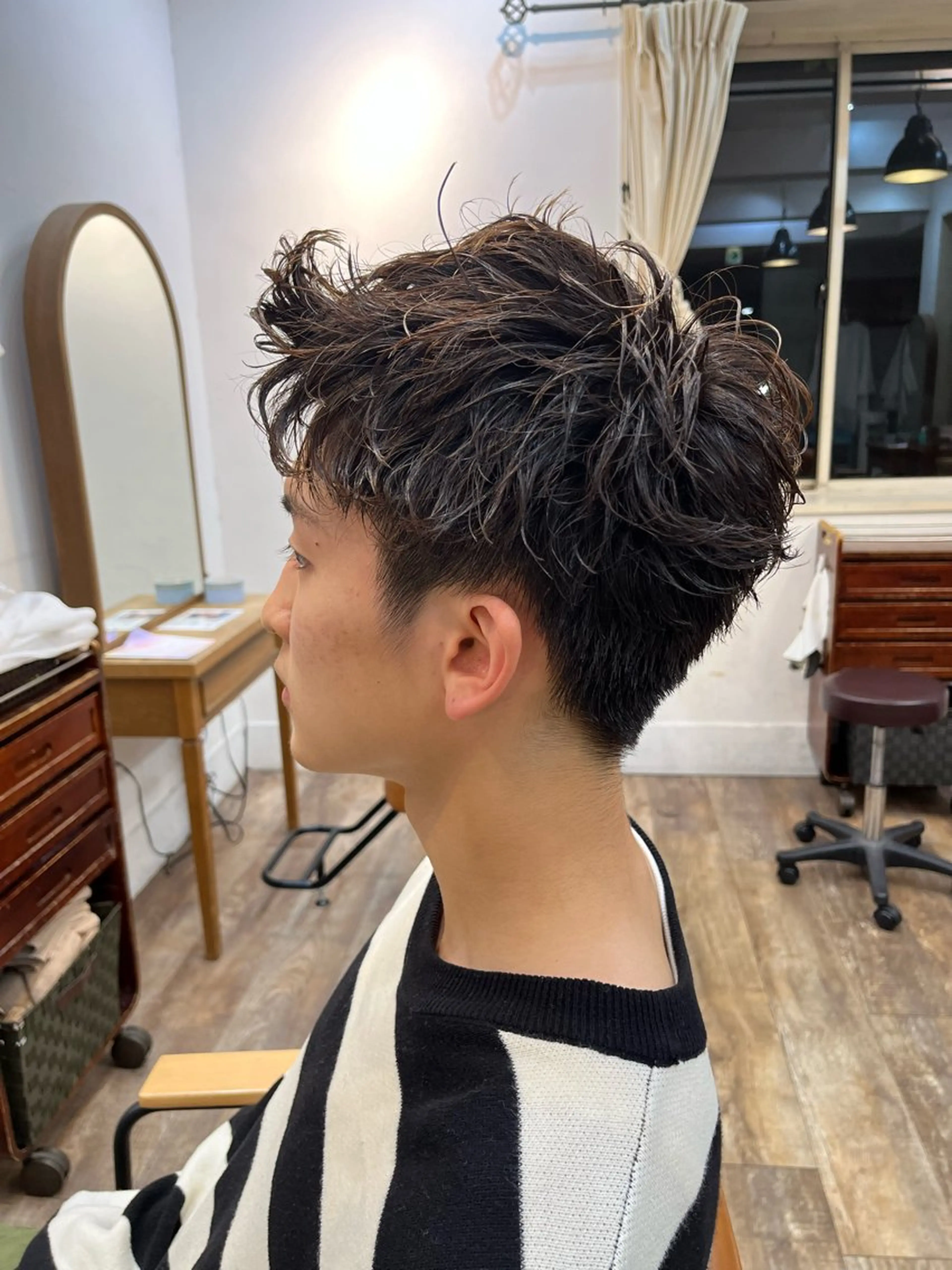 パーマ ニュアンスパーマ レイヤーカット 🌱 ブリーチ  はるかのヘアスタイル