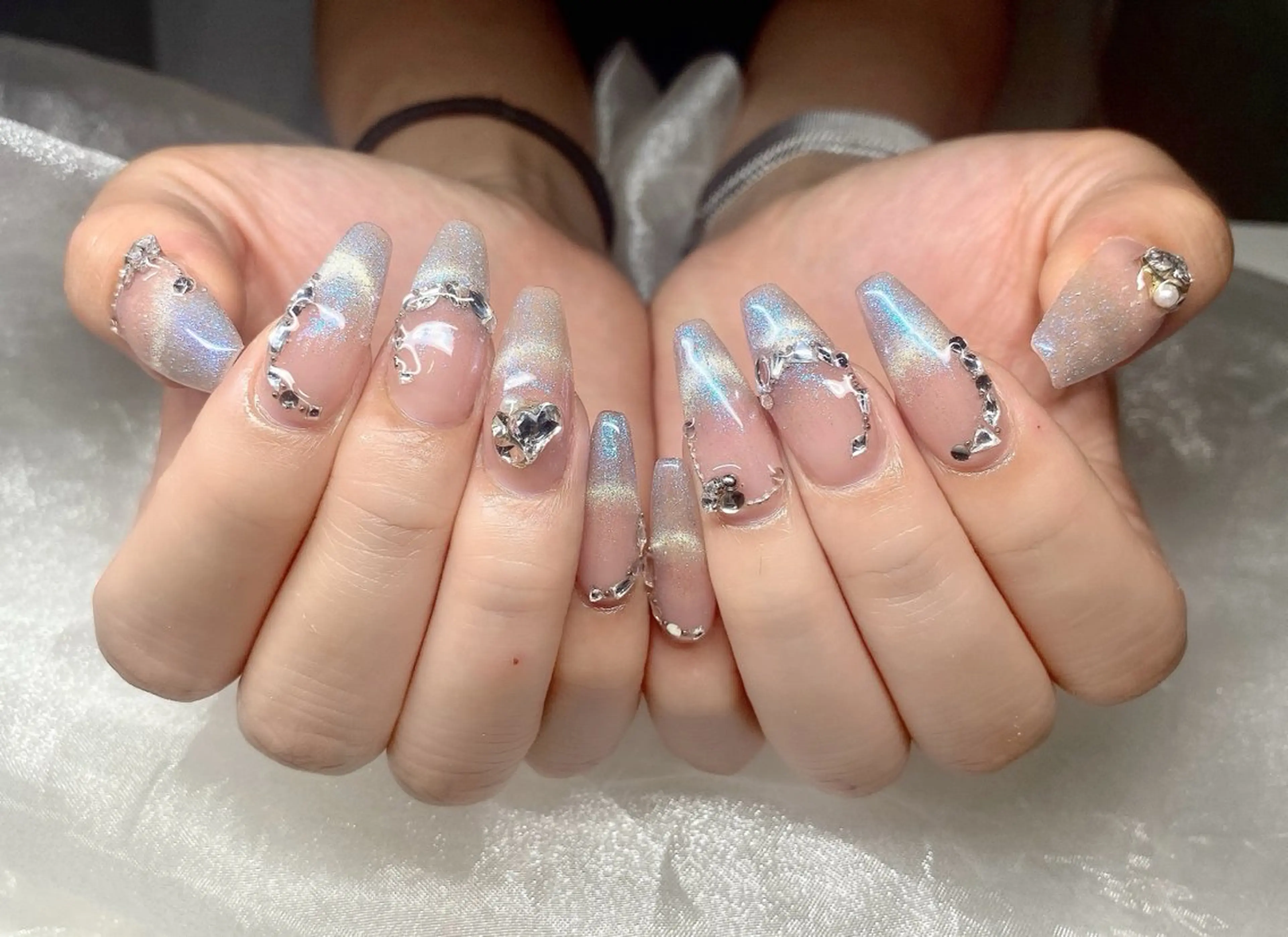 ネイル ハンドネイル ハンドケア Hi Beauty 渋谷(ネイル、ハイパーナイフ6、脂肪れいきゃく、マッサージ＆エステサロン)所属・Hi beauty 渋谷のネイルデザイン