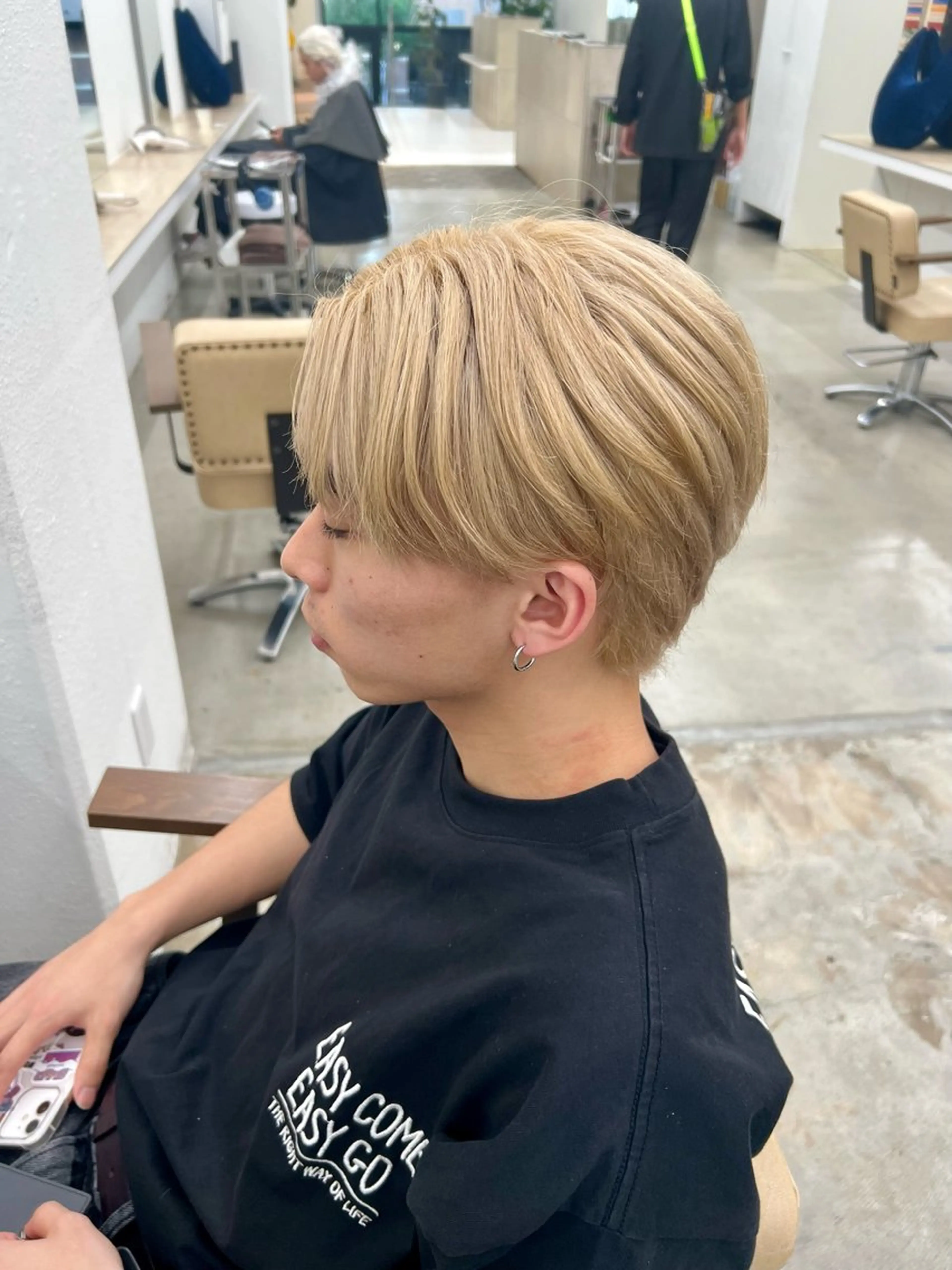 カラー メンズ メンズブリーチ ベージュカラー ブリーチ ケアブリーチ ミルクティーベージュ ブリーチカラー🦋‪ 田中さくらのヘアスタイル