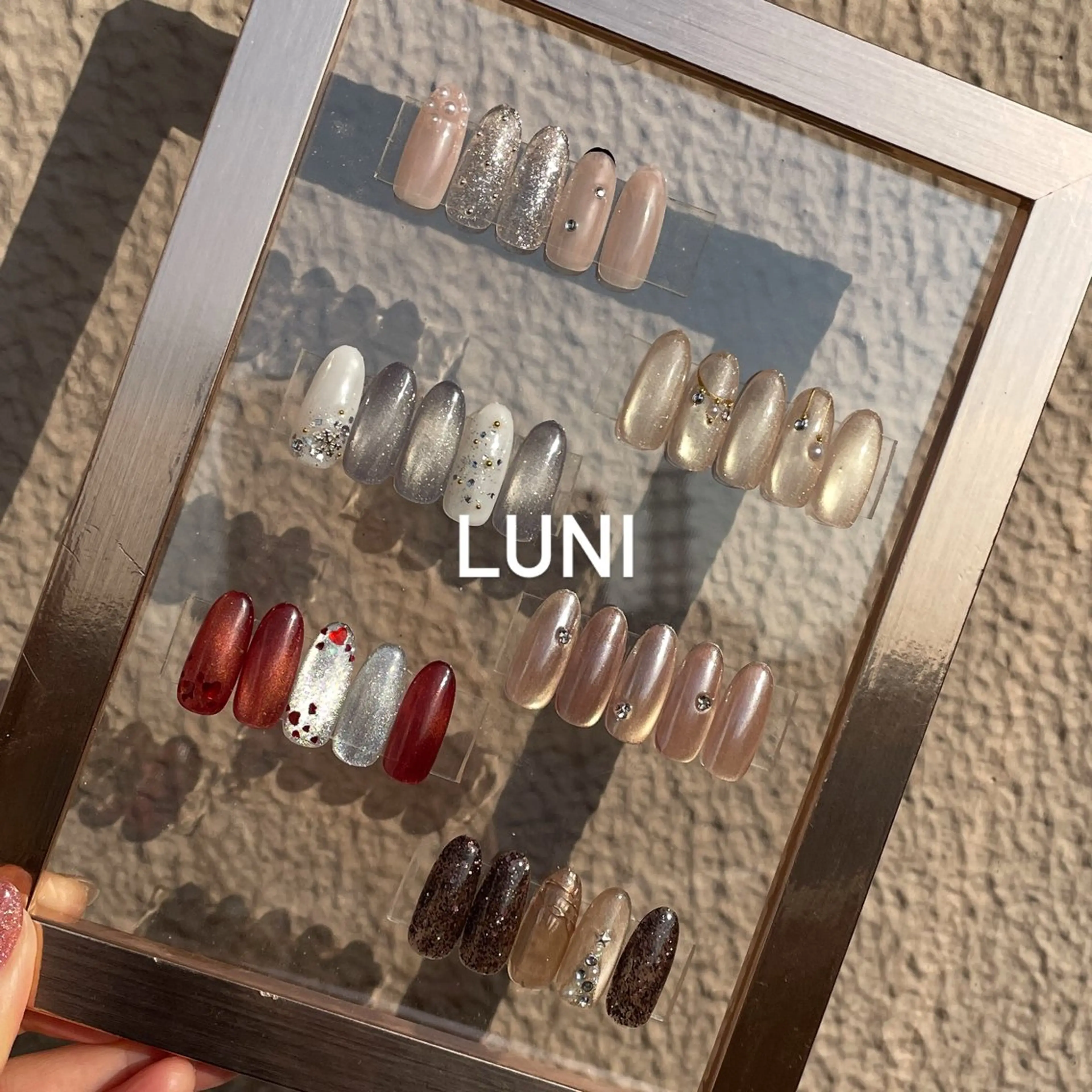 ネイル ブルー ハート 冬ネイル クリスマス ハンドネイル LUNI 久屋大通 ˚✧₊⁎/ yuriのネイルデザイン