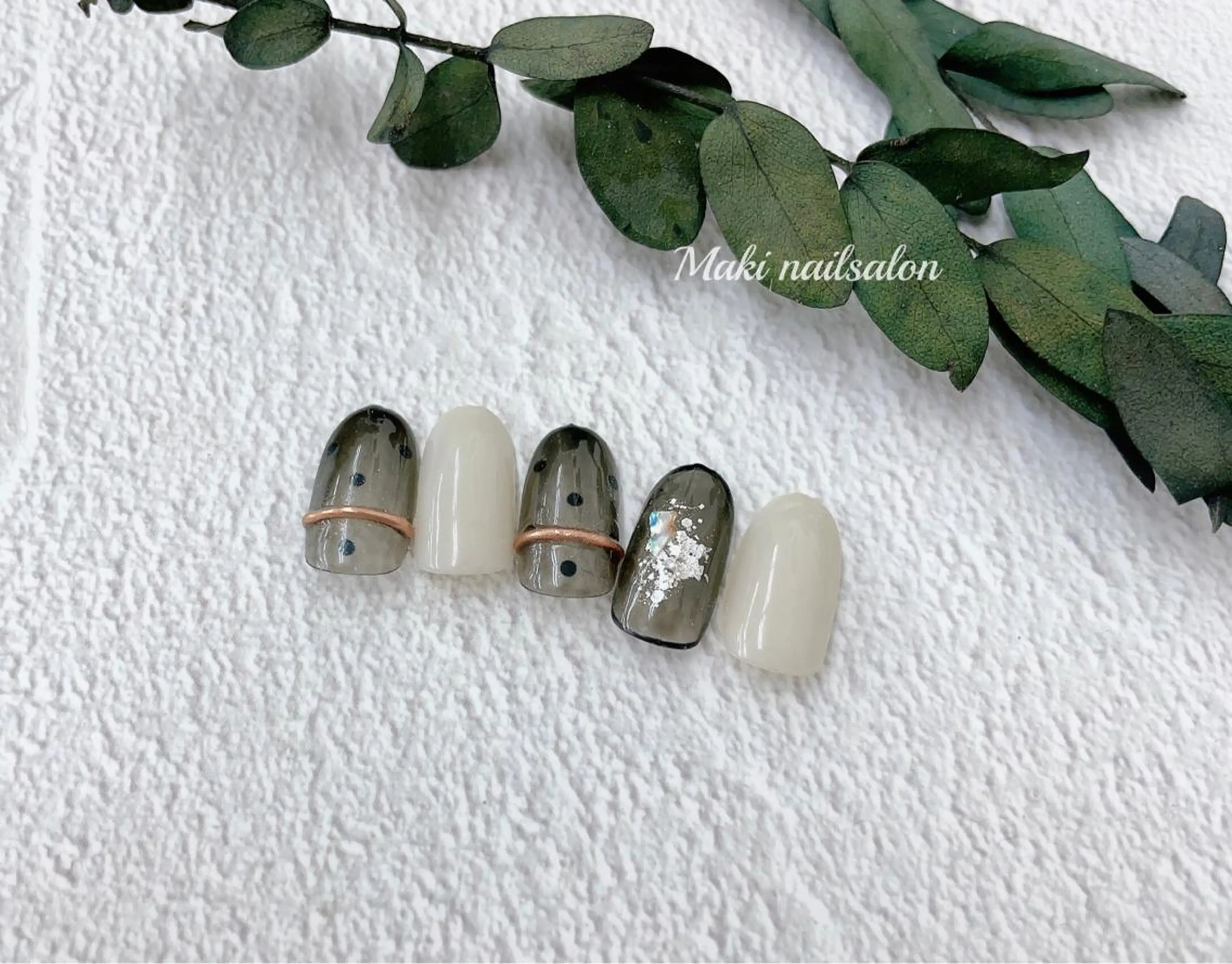 ネイル ハンドネイル マキ ネイルサロンのネイルデザイン