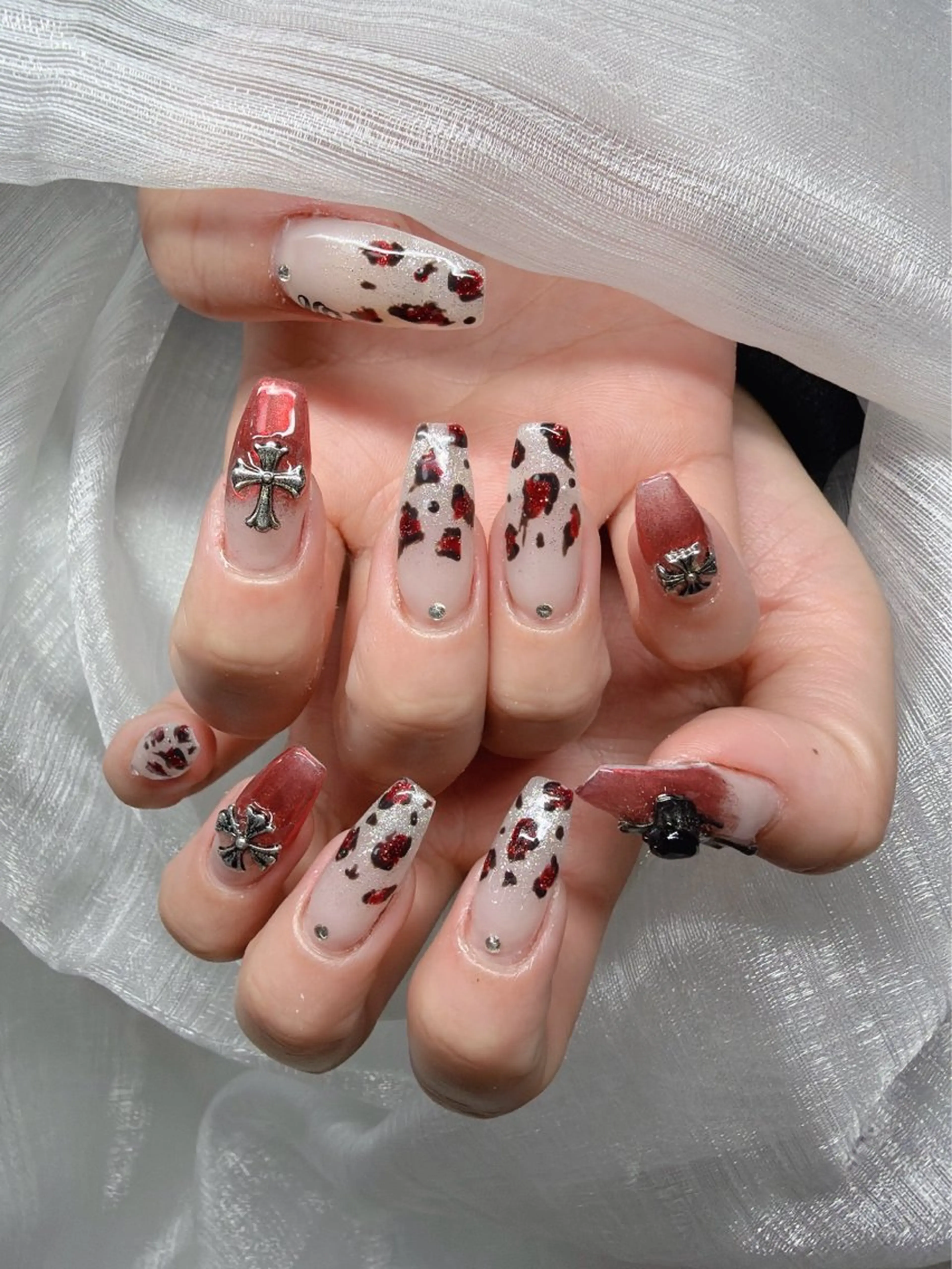 ネイル ハンドネイル Lee Nailsのネイルデザイン