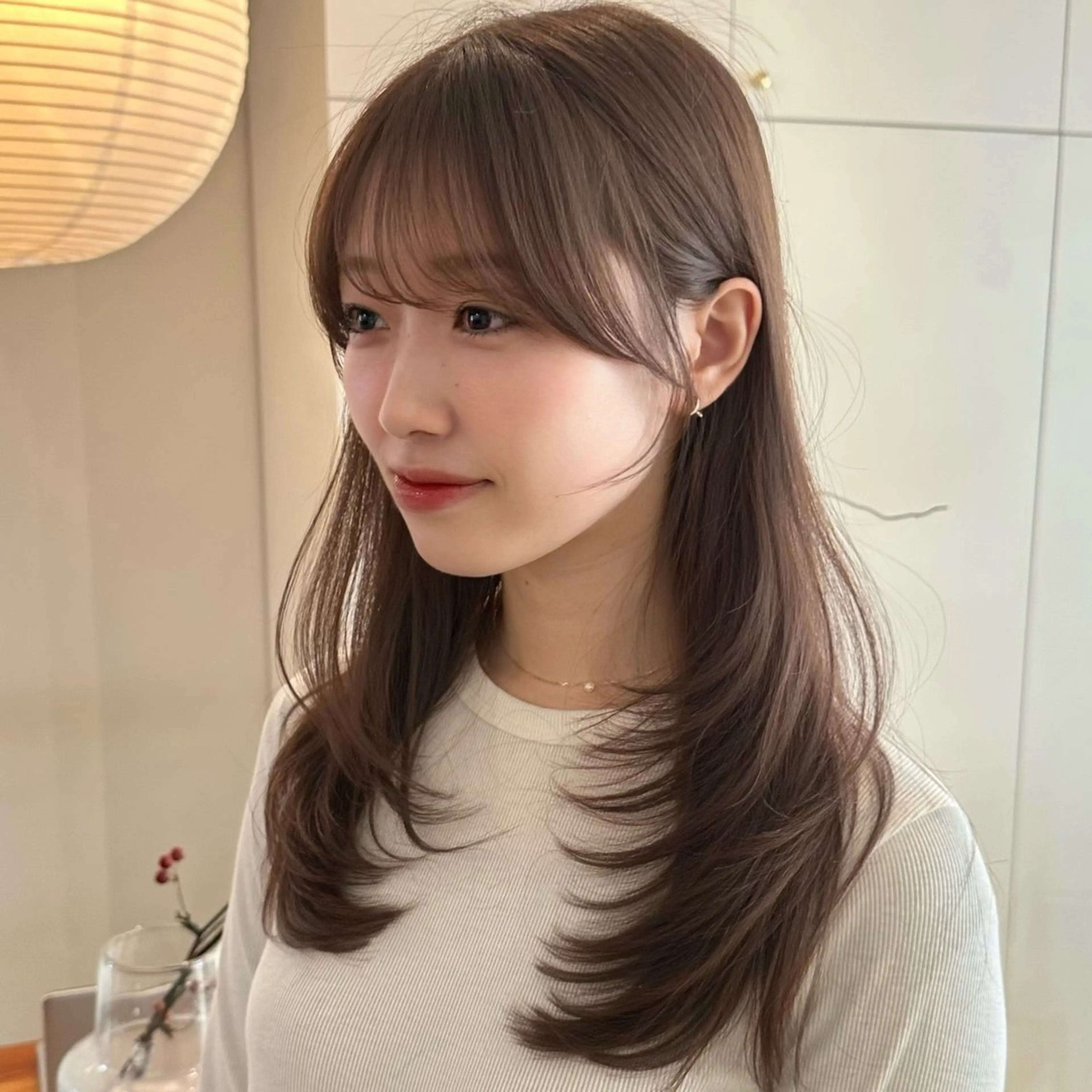 セミロング カット ヘアカラー トリートメント 🌹ハッシュカット、 レイヤー韓国ヘア🌹のヘアスタイル