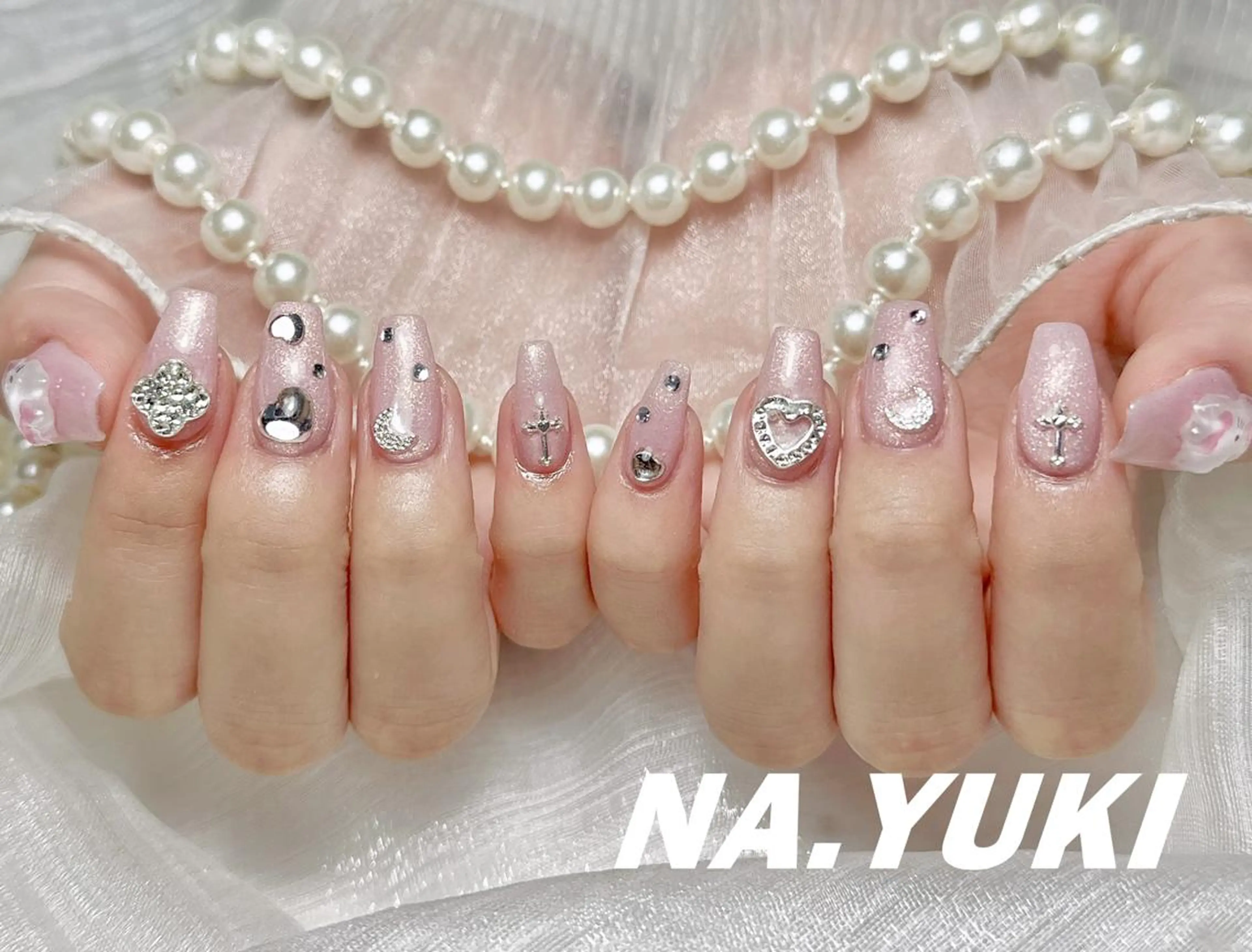 ネイル ✨ Riooo_のネイルデザイン