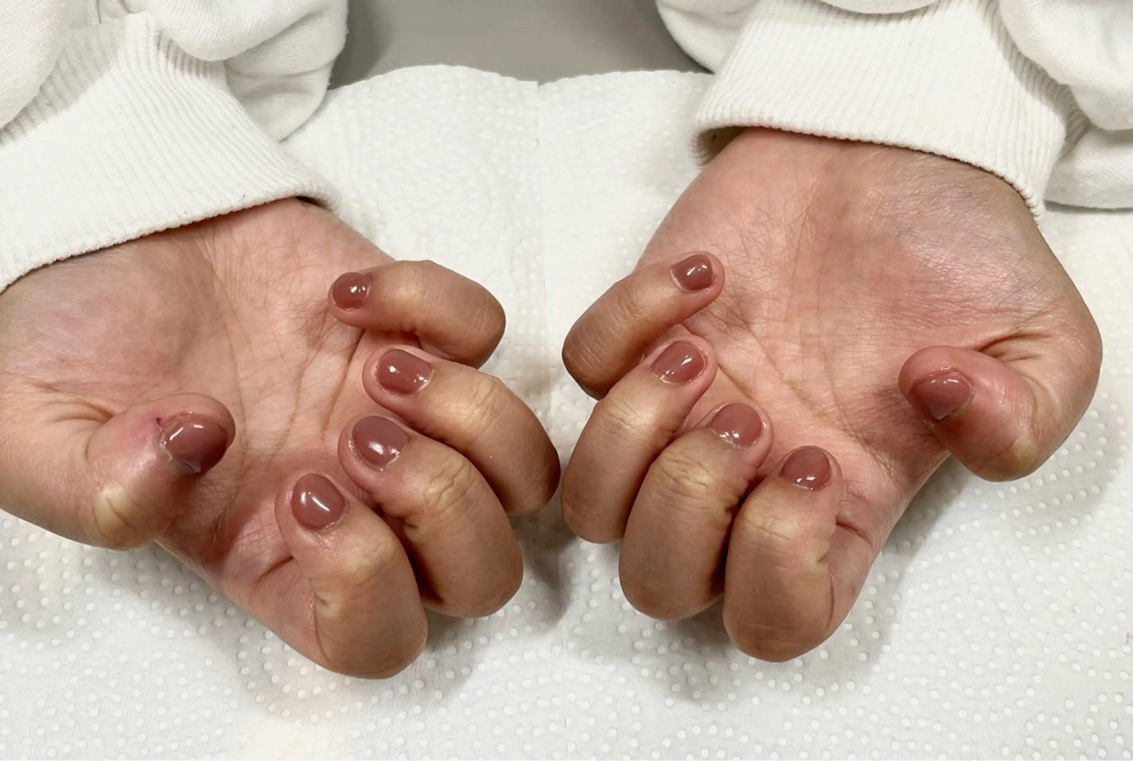 < オフ込み > 🫧 オフ➜ケア(ﾏｼｰﾝｹｱorｳｫｰﾀｰｹｱ)➜ワンカラーorラメグラデーション 🫧の写真