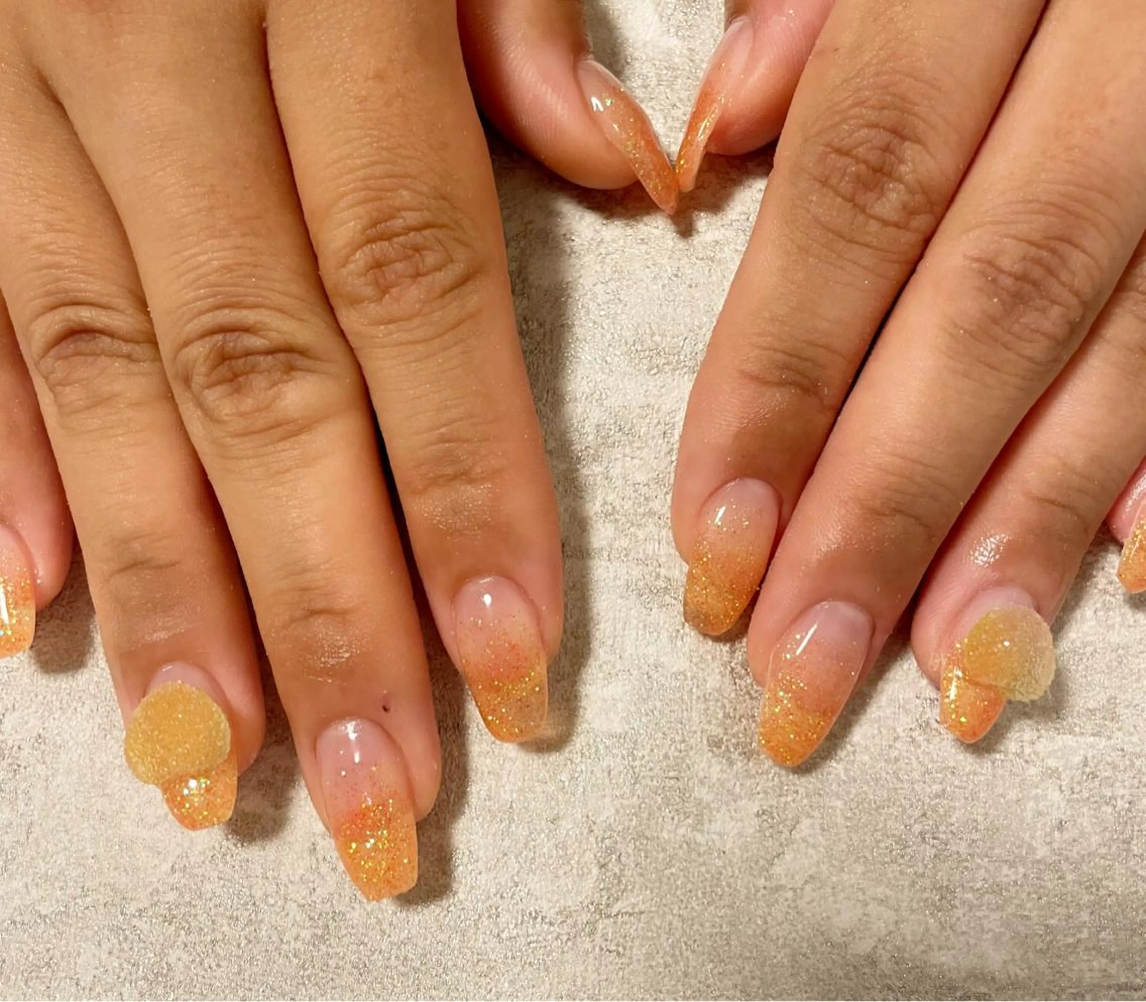 セミロング ネイル ラメ(グリッター) ラメグラデーション Re:st〔リスト〕所属・ayane Re:st〔リスト〕のネイルデザイン