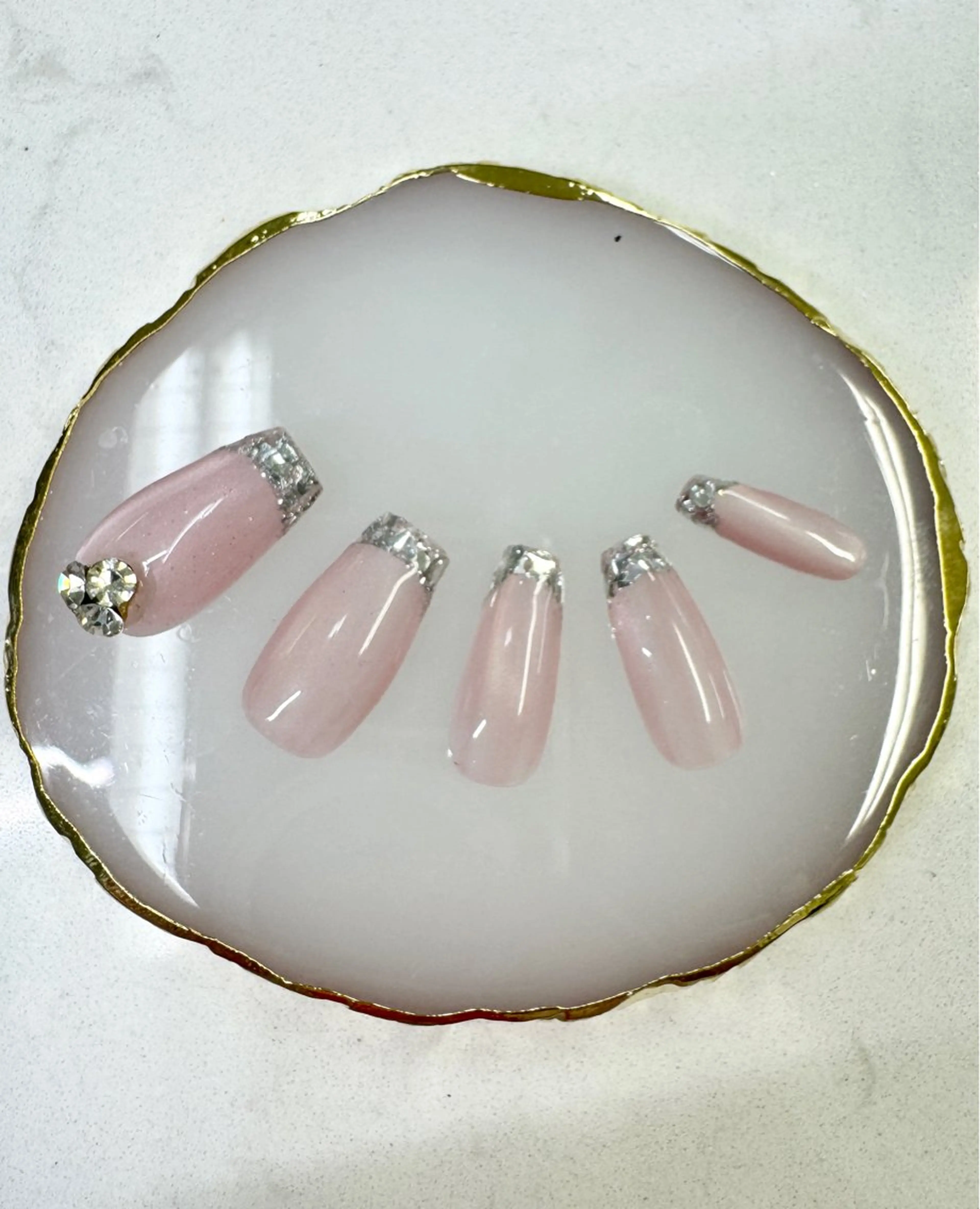 ネイル アートネイル フレンチネイル ジェルネイル ガラスフレンチ ハート Queeens nailのネイルデザイン