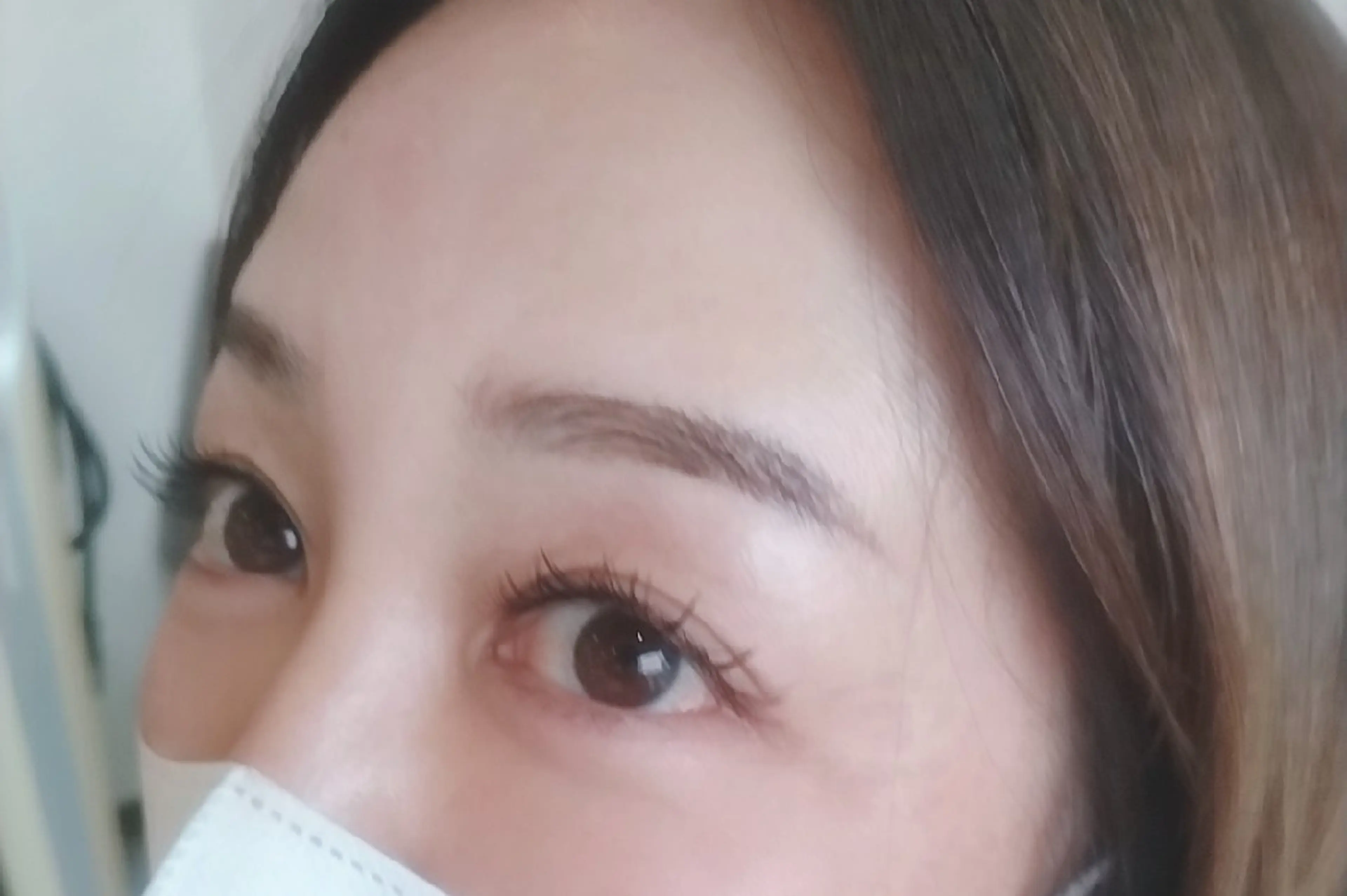 アイブロウ 眉毛ワックス脱毛 松下 奈津子のマツエク・マツパデザイン