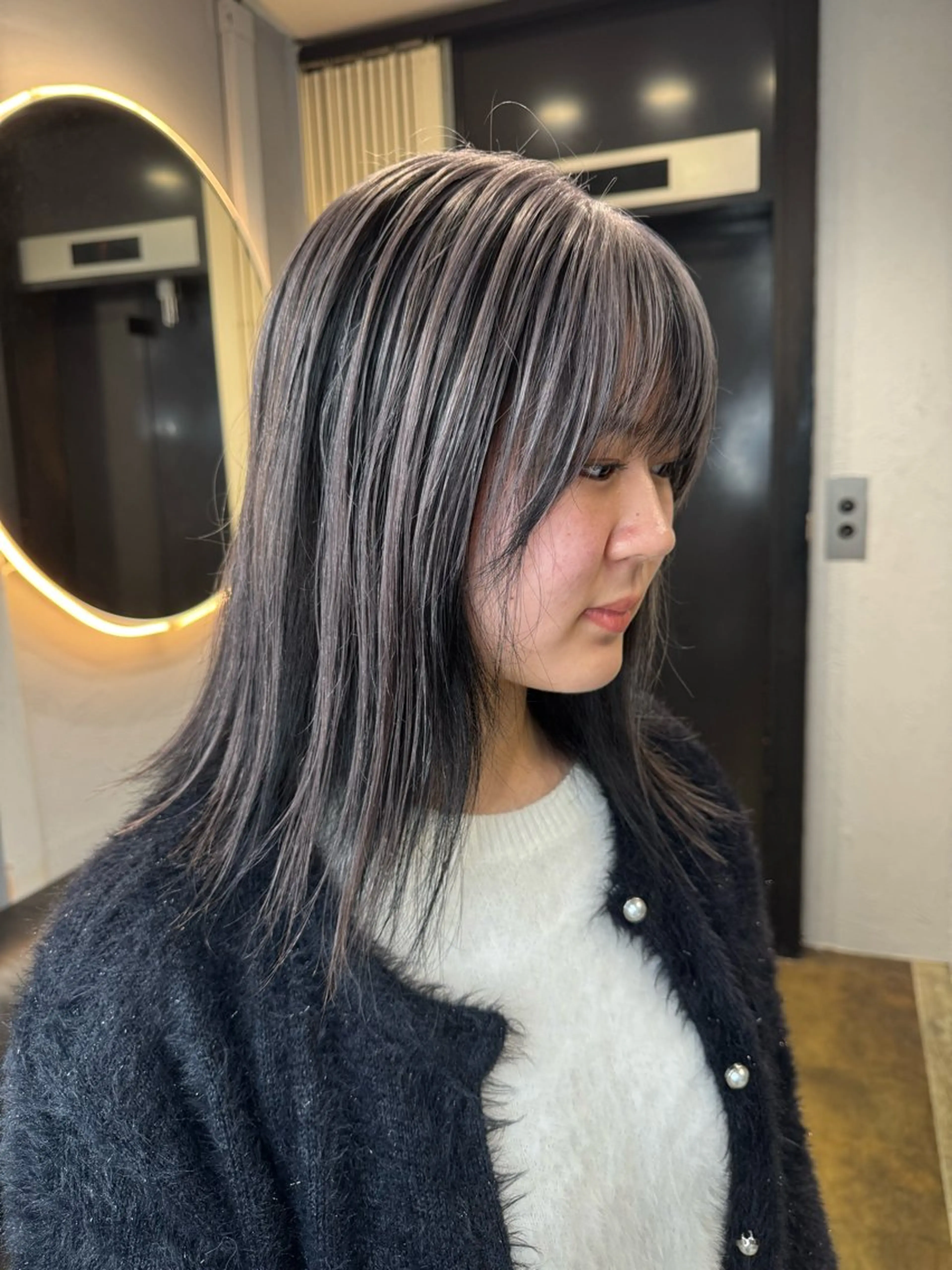 ミディアム カラー dao/ミルクティー /ブラウン/ブロンドのヘアスタイル