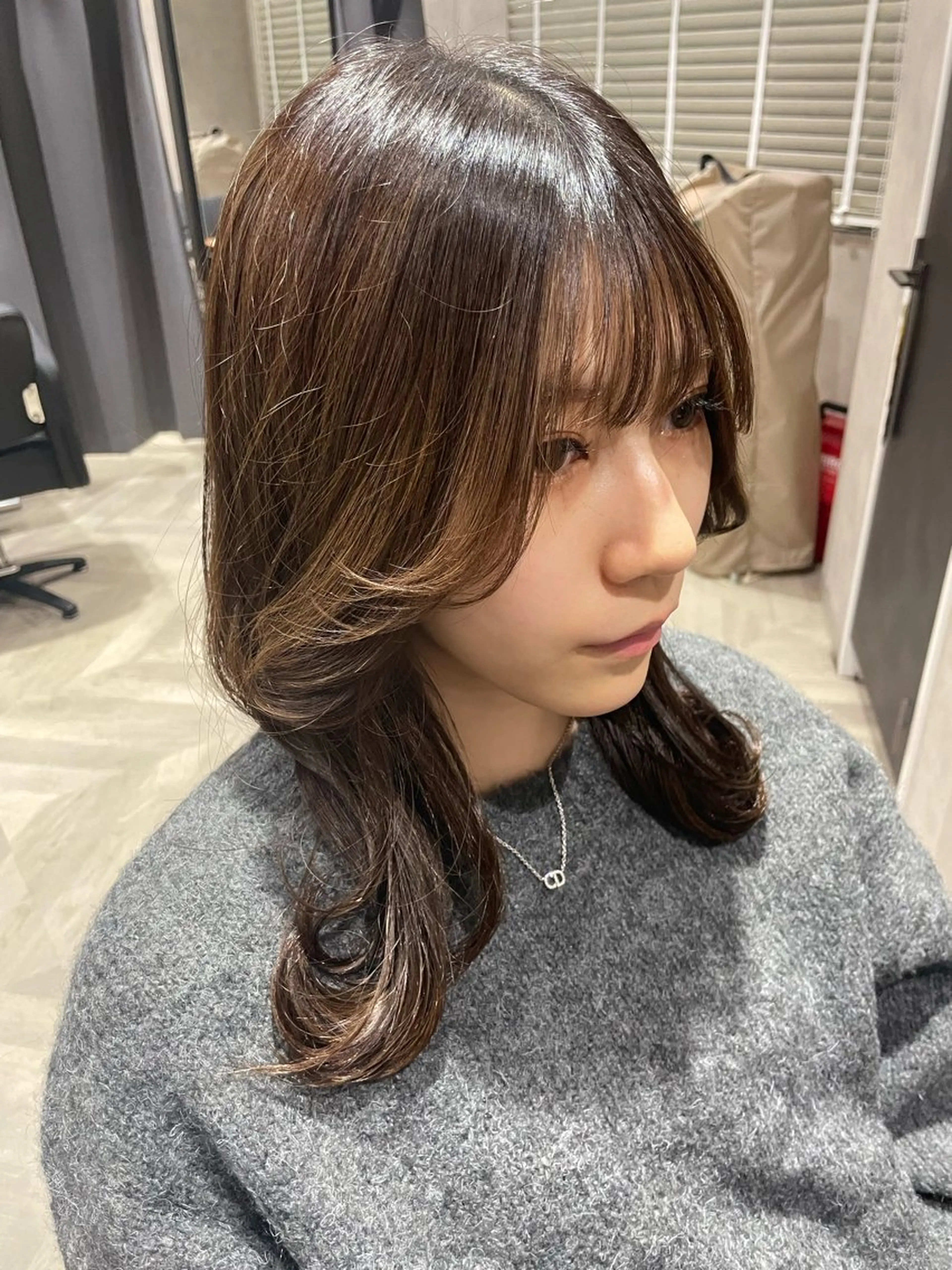 セミロング emerge辻堂 店長/TOYAのヘアスタイル