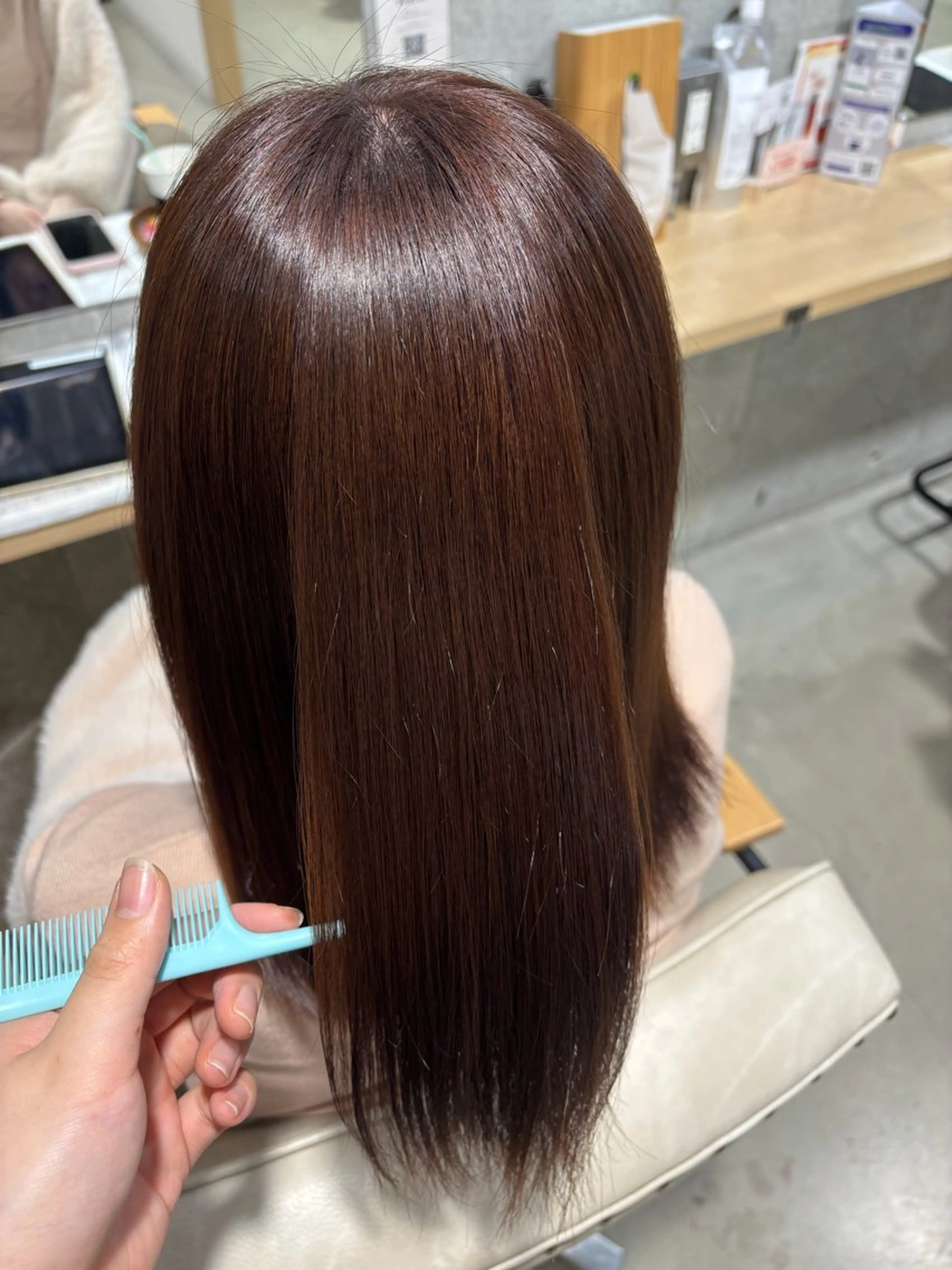 ミディアム ヘアカラー 安永識央里/大曽根/ カラーモデルのヘアスタイル