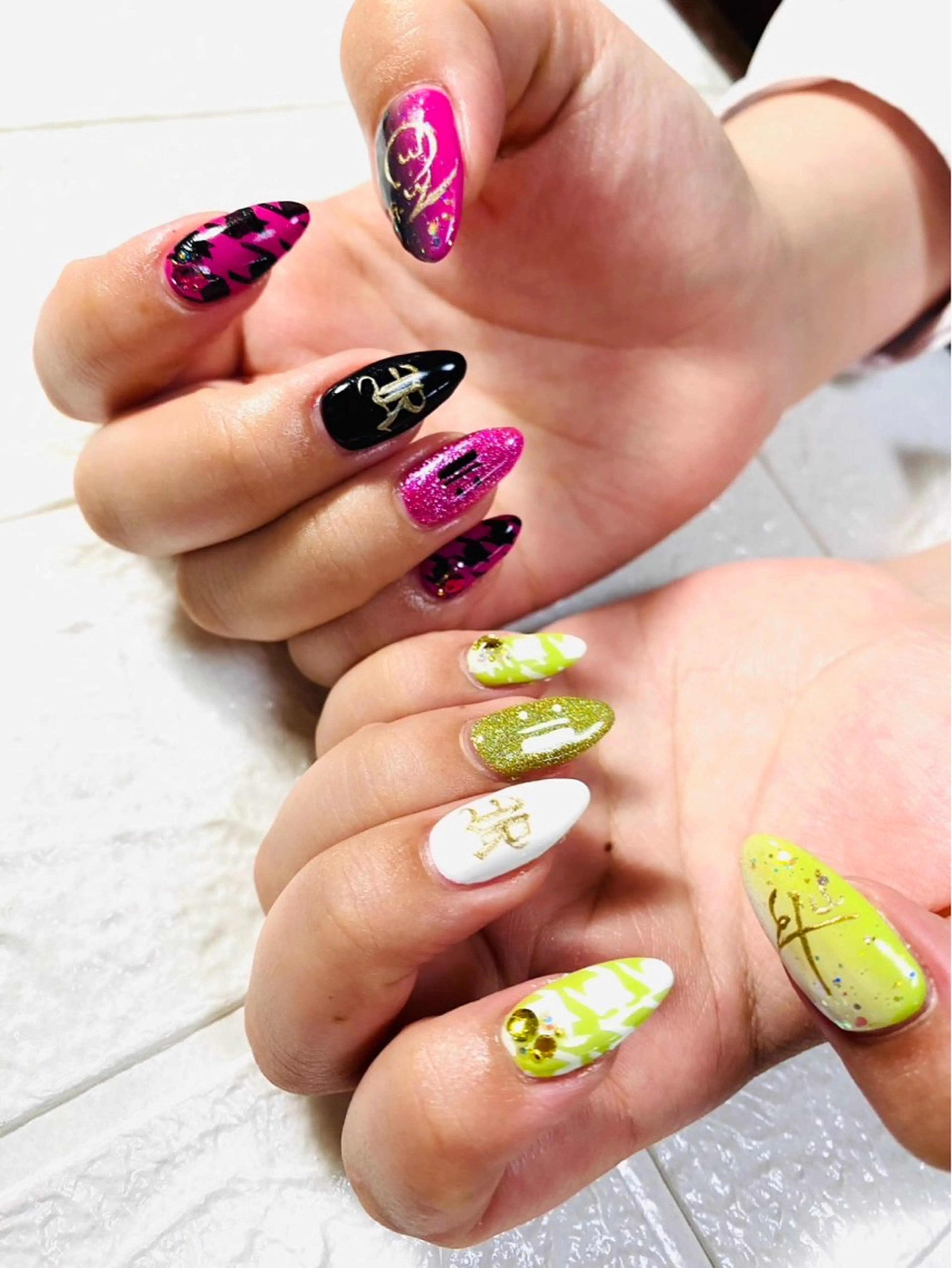 ネイル ハンドネイル ハンドケア 安藤 Charlotteのネイルデザイン