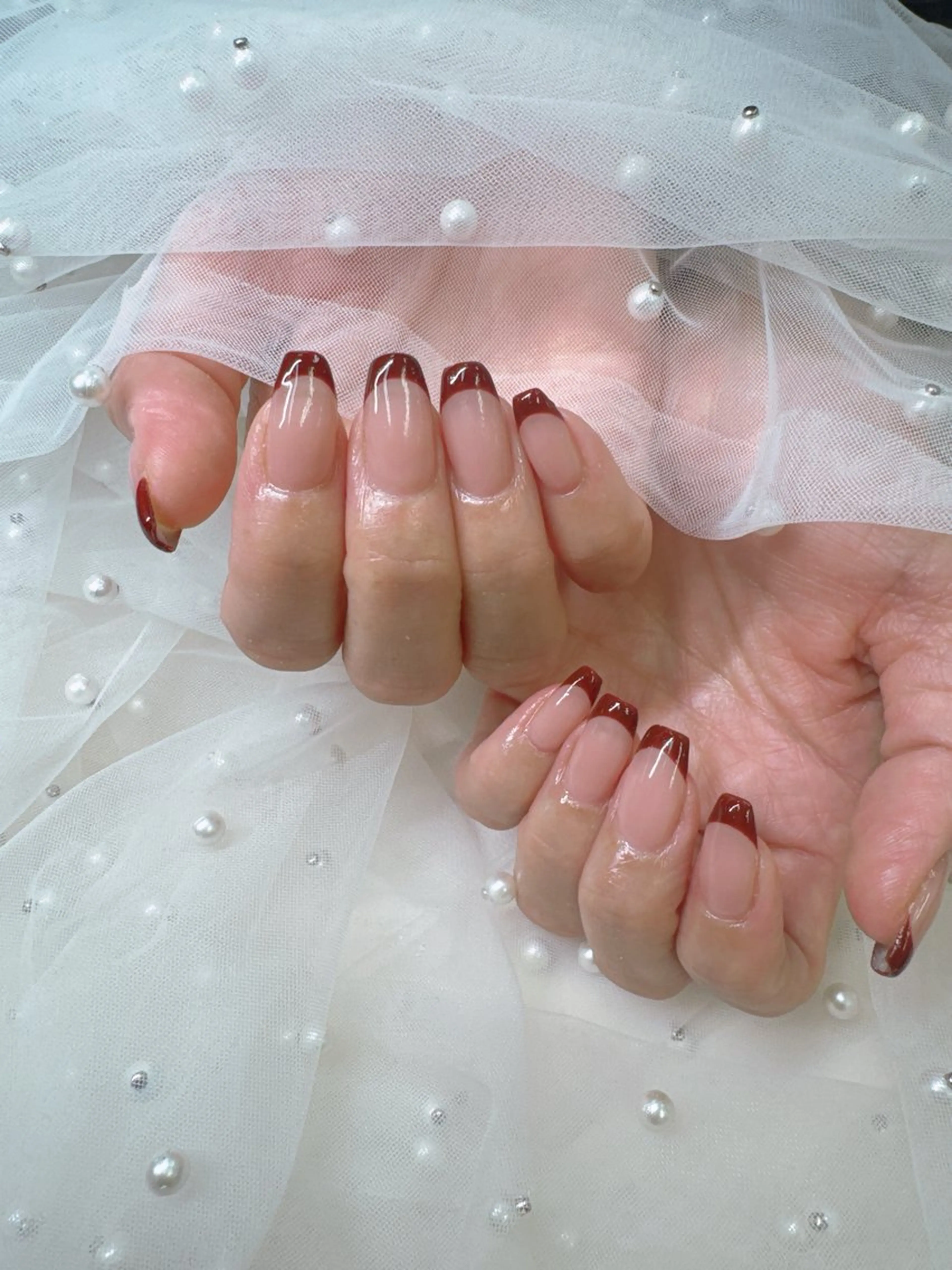 ネイル フレンチネイル ジェルネイル ガラスフレンチ キラキラネイル パラジェル ハンドネイル Queeens nailのネイルデザイン