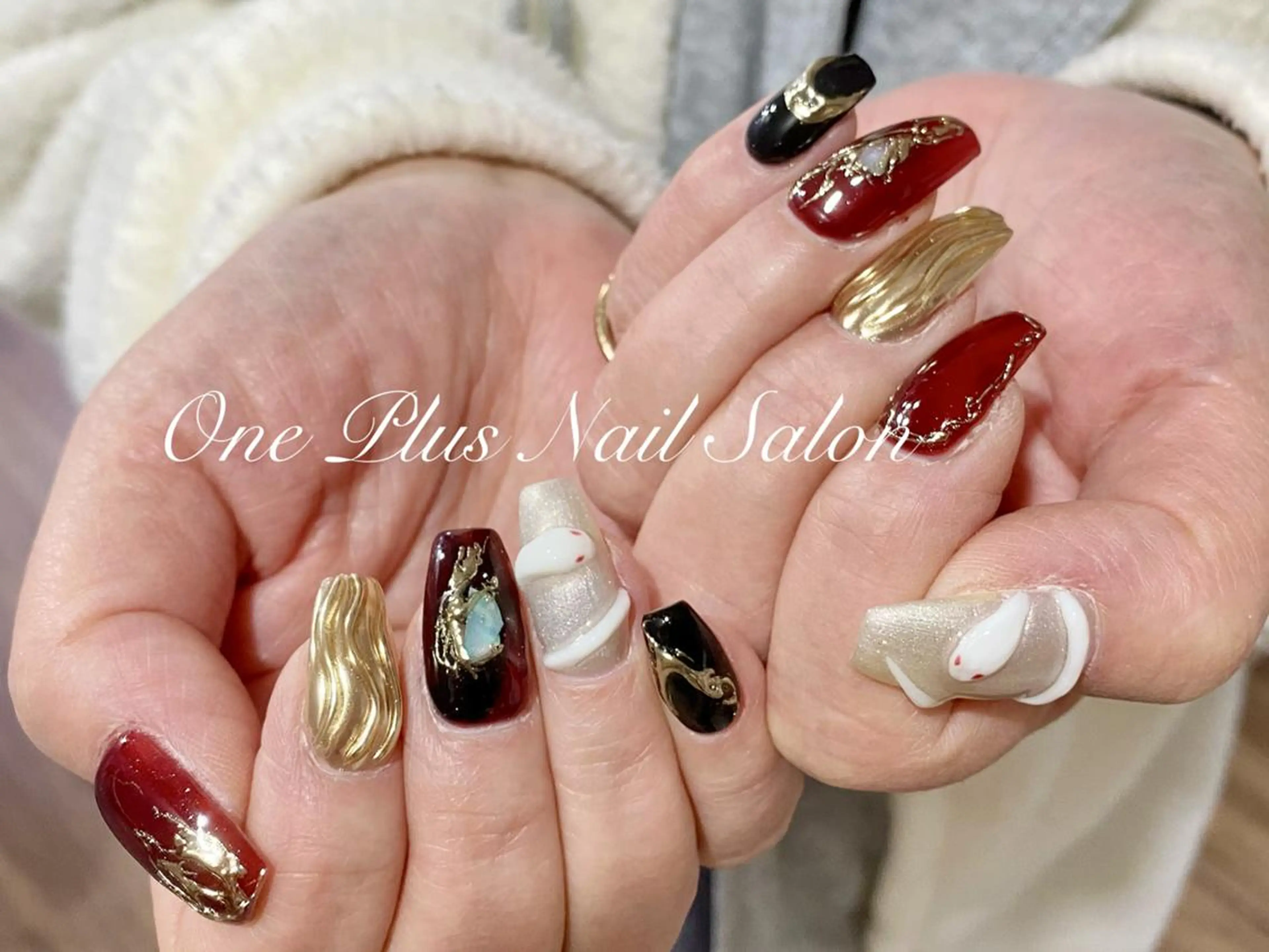 ネイル ワンホンネイル ブライダルネイル ハンドネイル ハンドケア One Plus Nail Salonのネイルデザイン