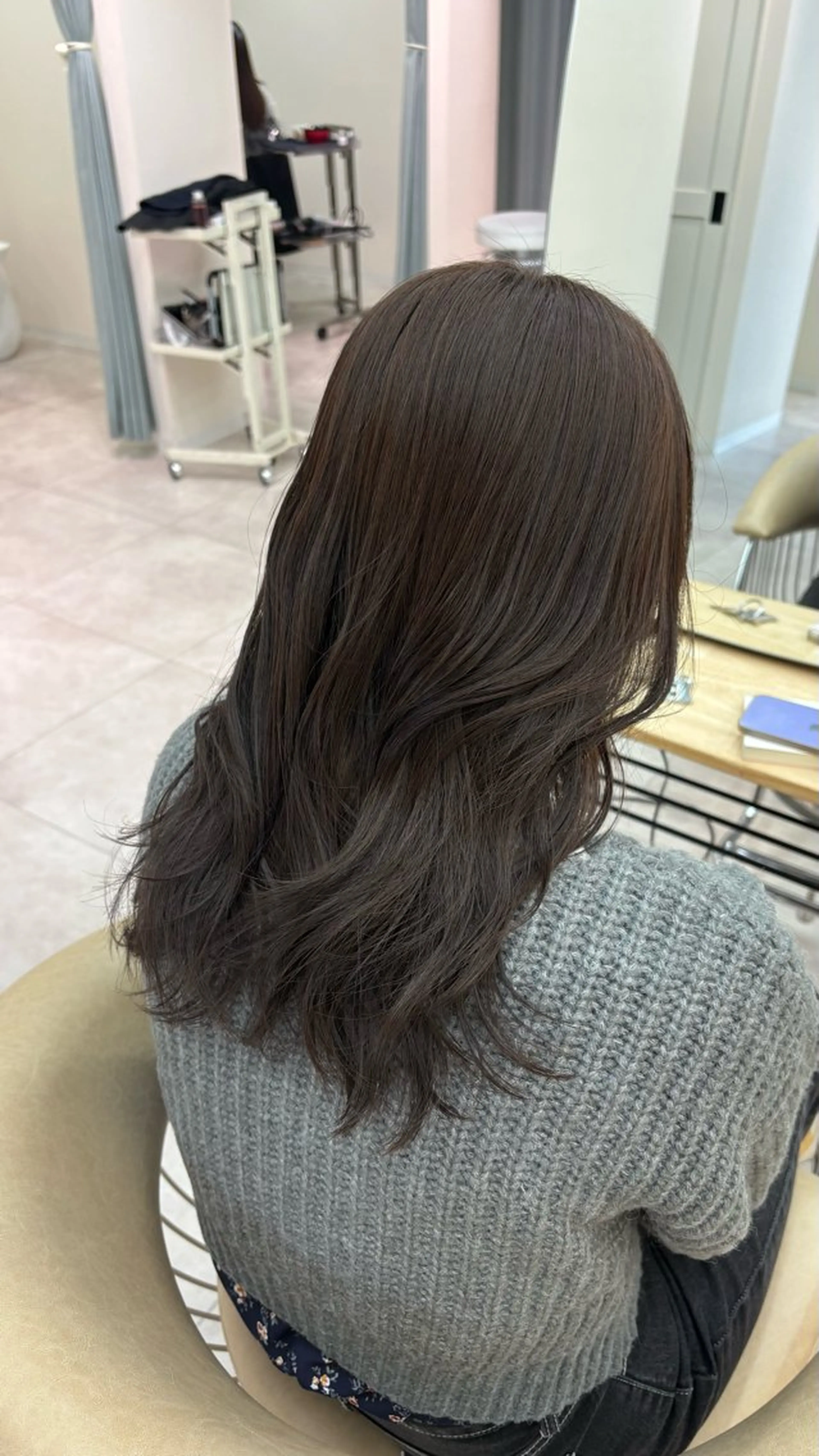 ミディアム newi広島／ Ririのヘアスタイル