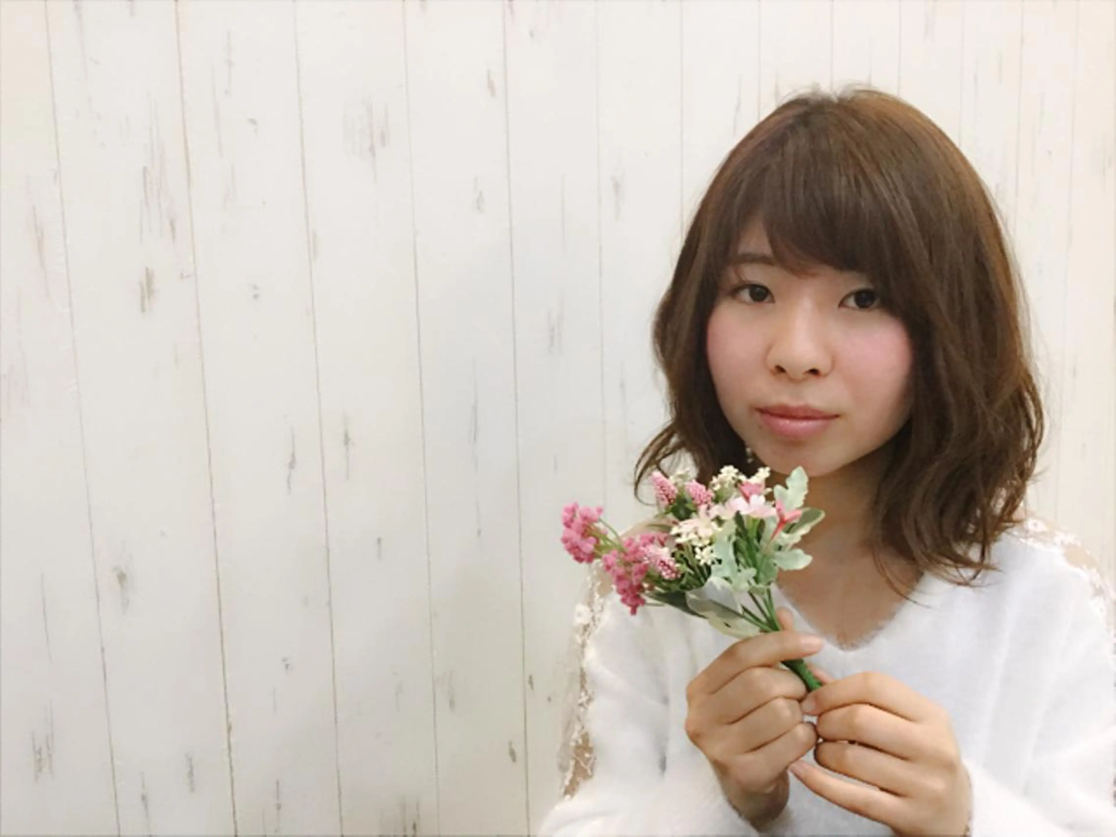 ミディアム KAIzen. tomoのヘアスタイル