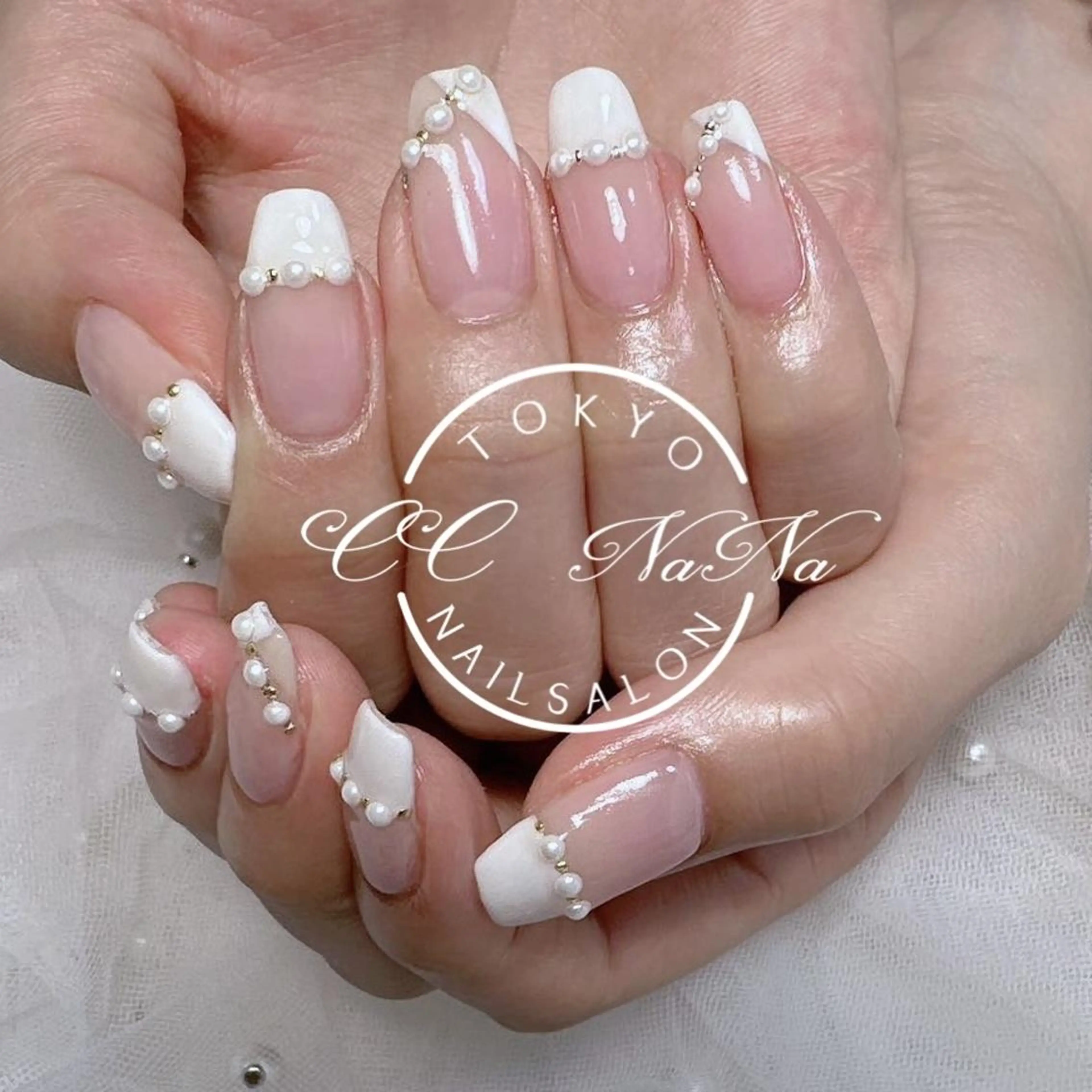 ネイル フレンチネイル ホワイト ハンドネイル 星川✨奈々美 パラジェル取扱店🦋のネイルデザイン
