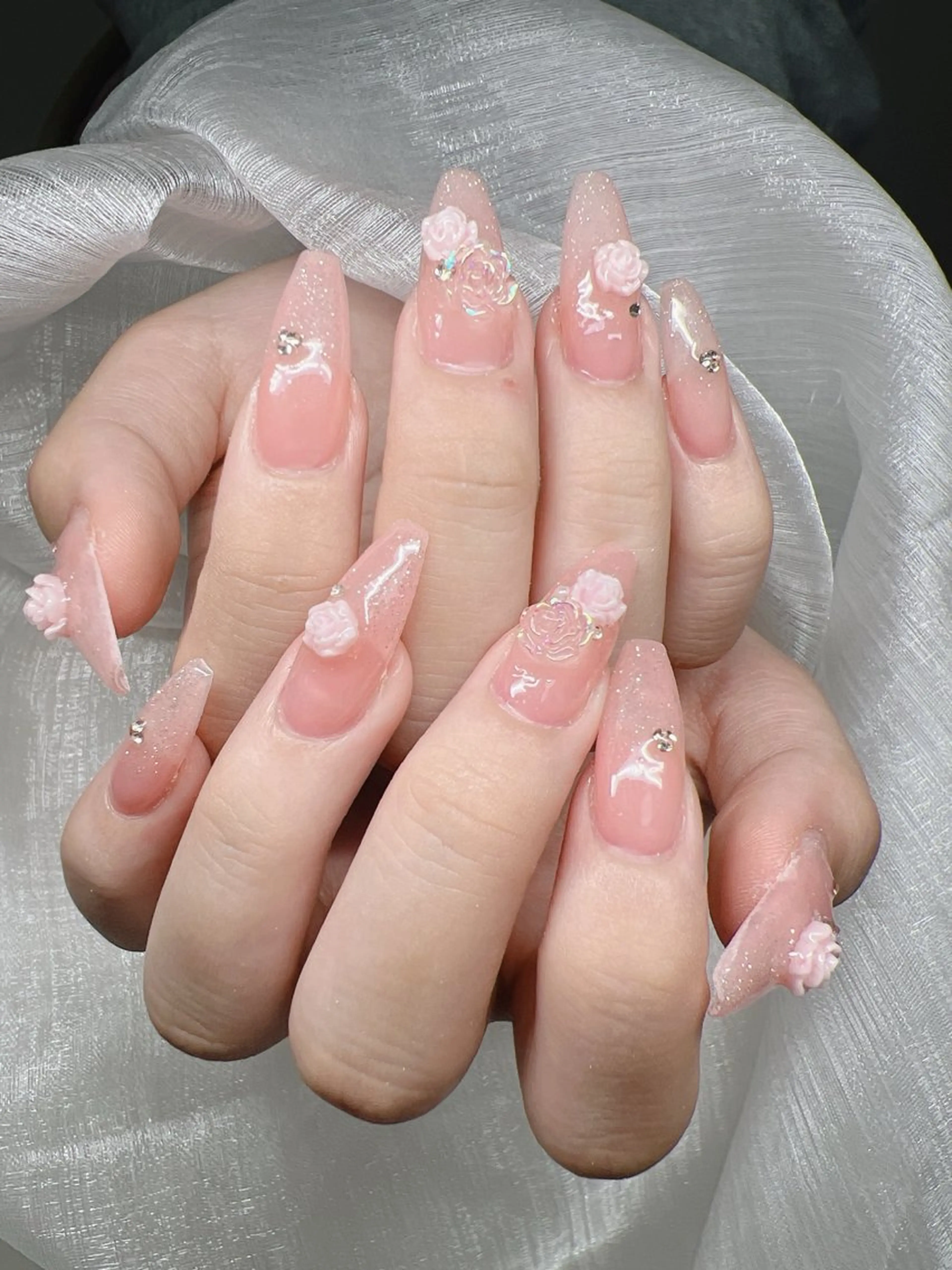 ネイル 長さ出し グラデーション 卒業式 キラキラネイル マグネットネイル ハンドネイル Lee Nails チップ長さだし専門店のネイルデザイン