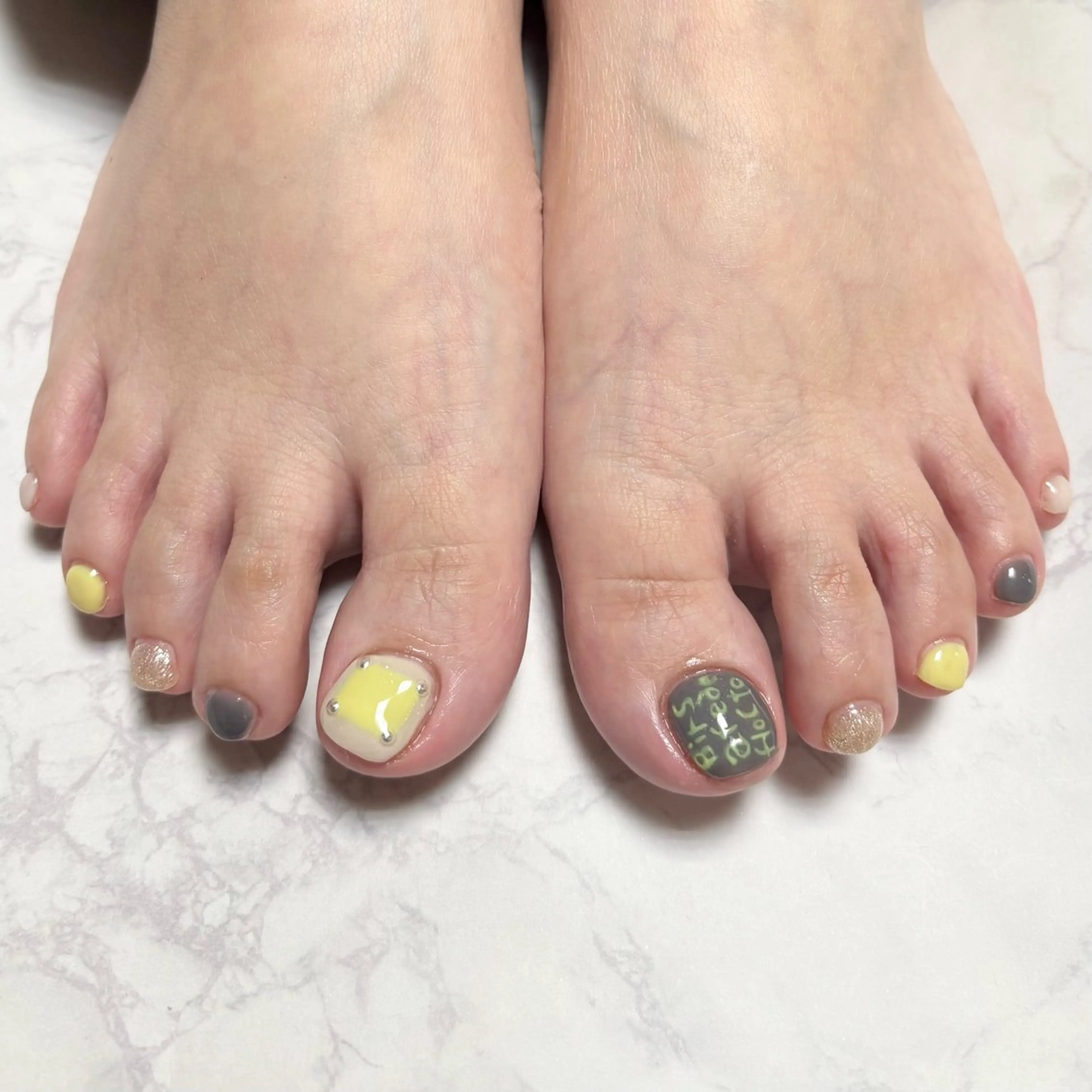 ネイル フットネイル FELICE ﾌｪﾘｰﾁｪのネイルデザイン