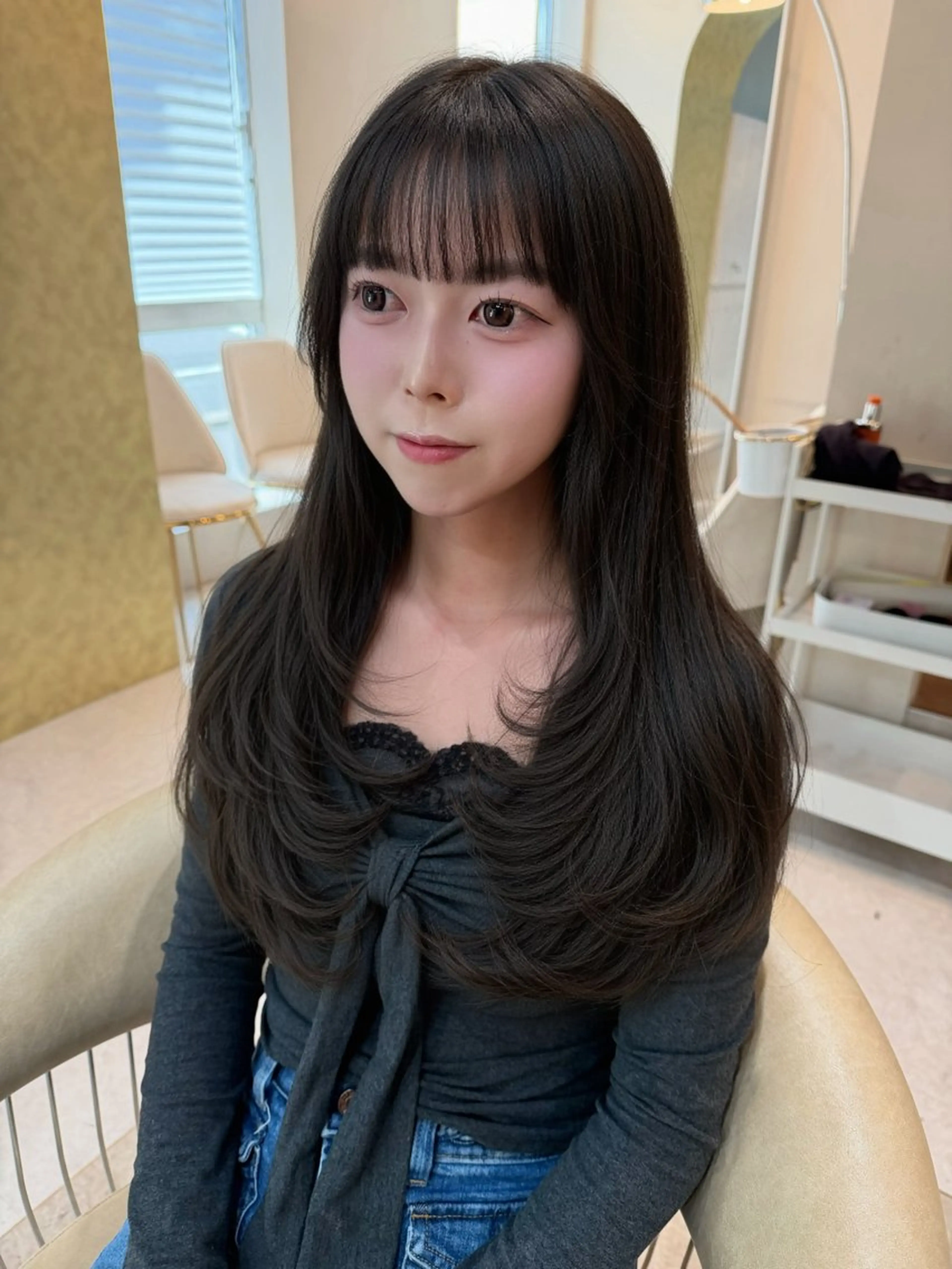 ロング カラー カット ヘアカラー トリートメント Akane レイヤー/艶カラーのヘアスタイル