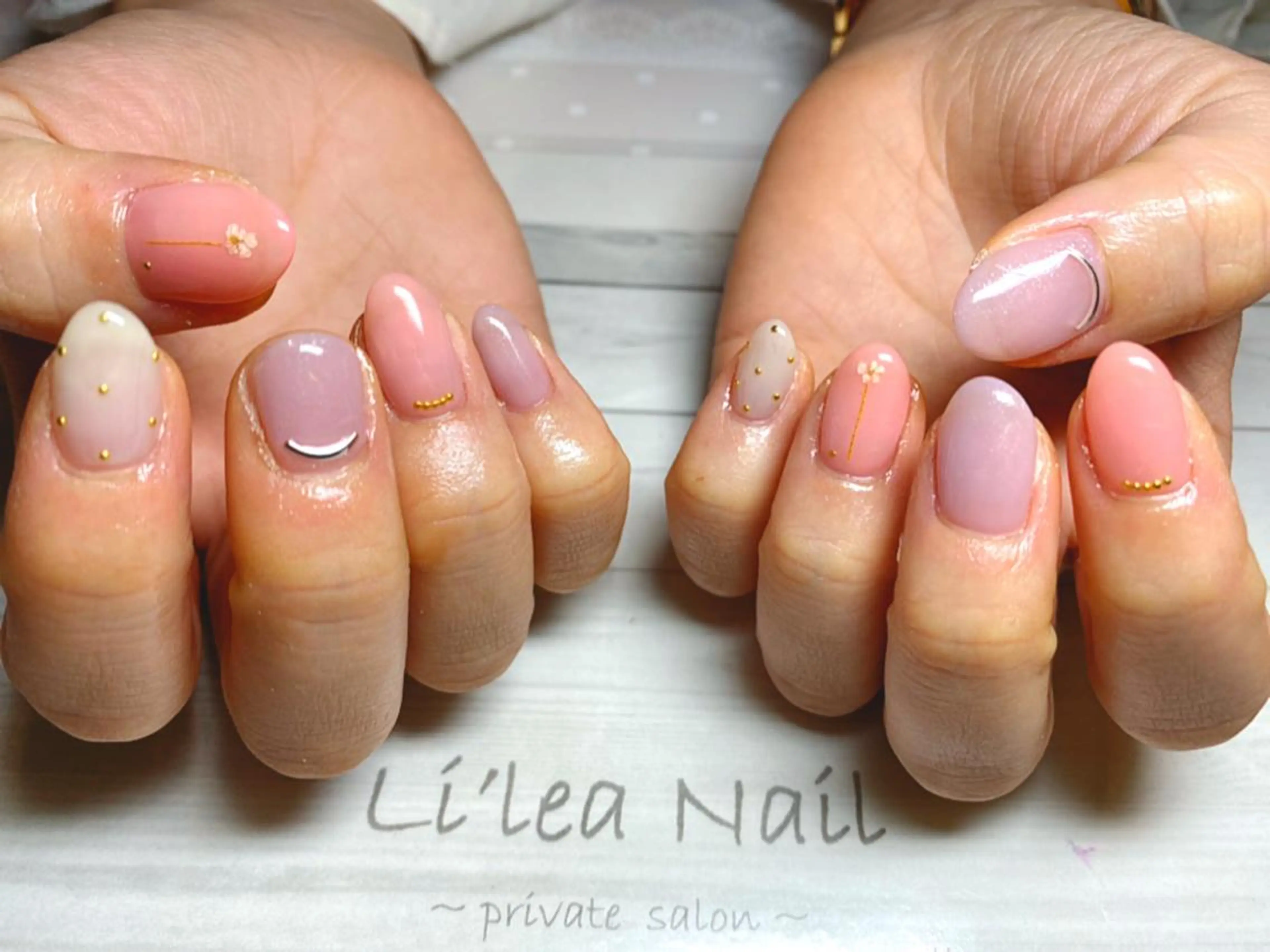 ネイル Li'leaNail AINAのネイルデザイン