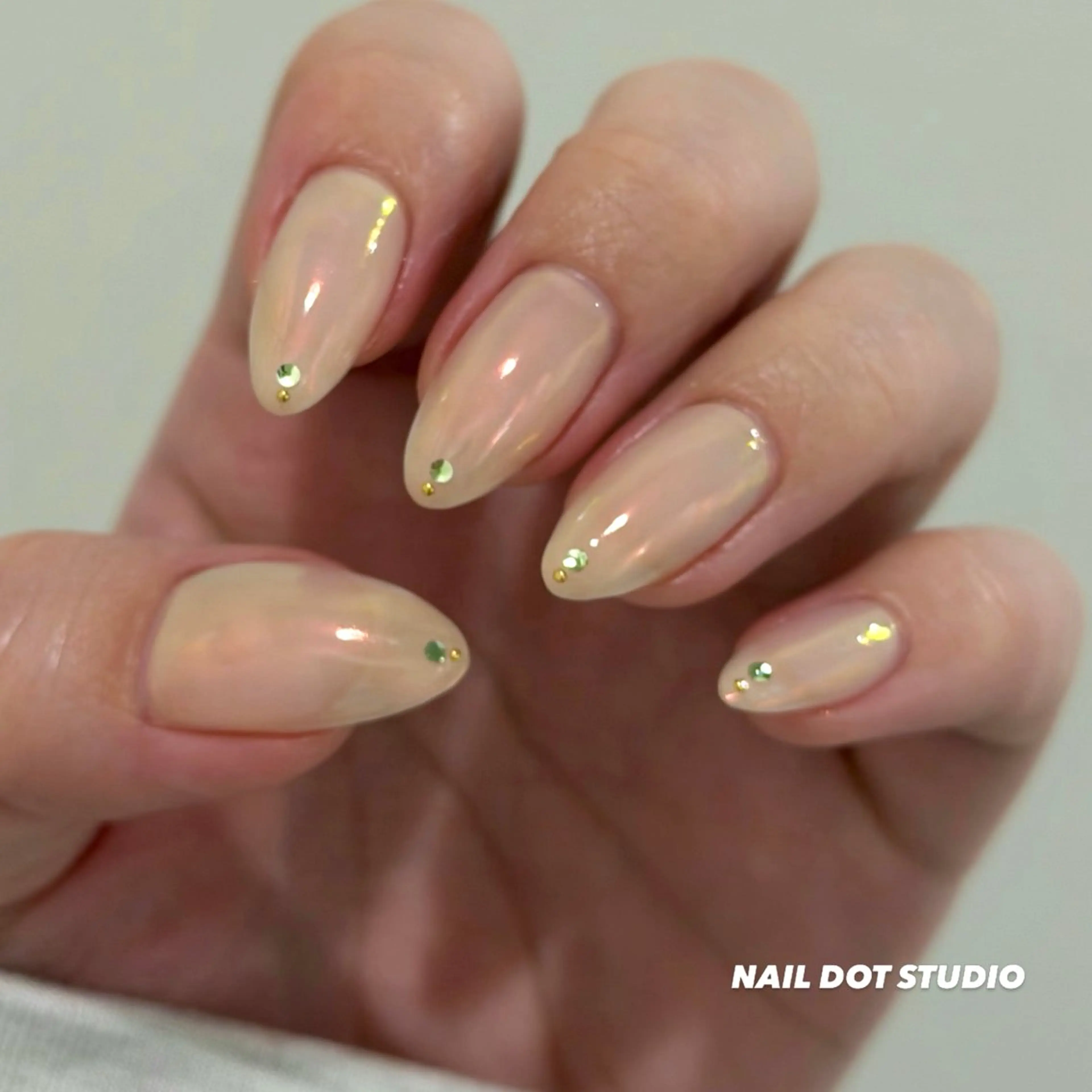 ネイル ハンドネイル NAIL DOT STUDIO　aiのネイルデザイン
