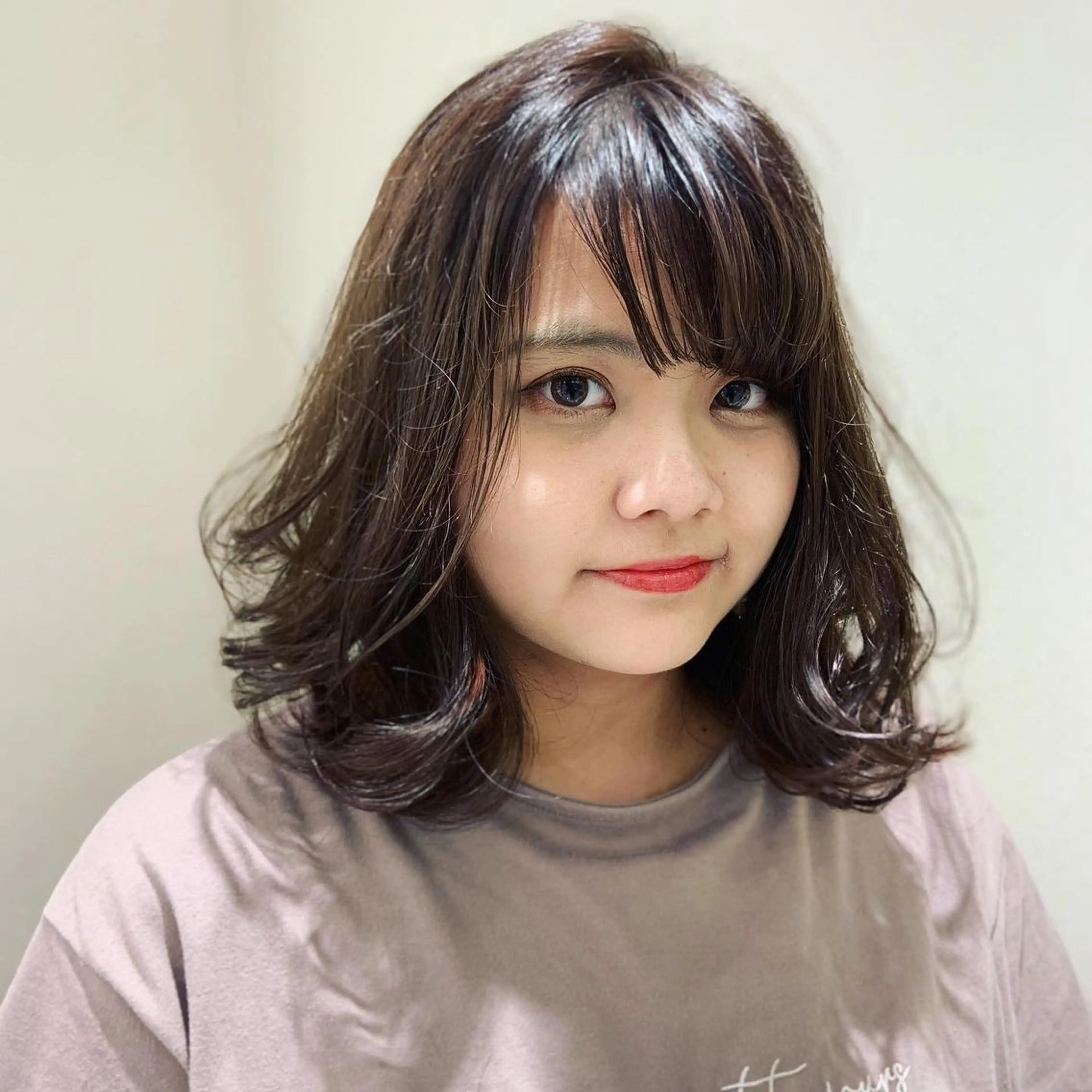 ミディアム レイヤーカット 外ハネヘア ⭐️💛骨格を診断 髪質改善◎RIKIのヘアスタイル