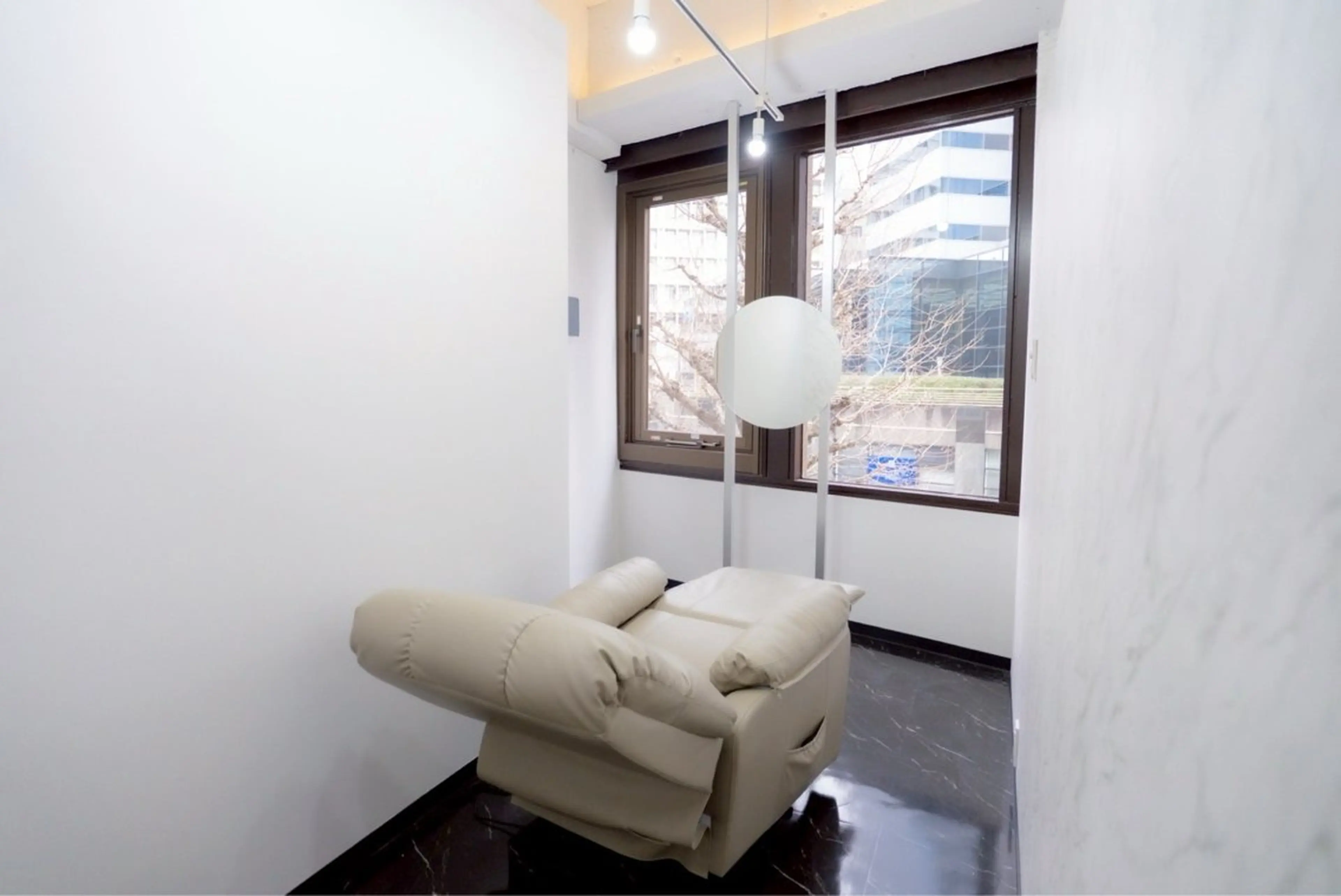 メンズ アイブロウ SENSE新宿西口店所属・SENSE 【メンズ専門眉毛】の眉毛・アイブロウイメージ