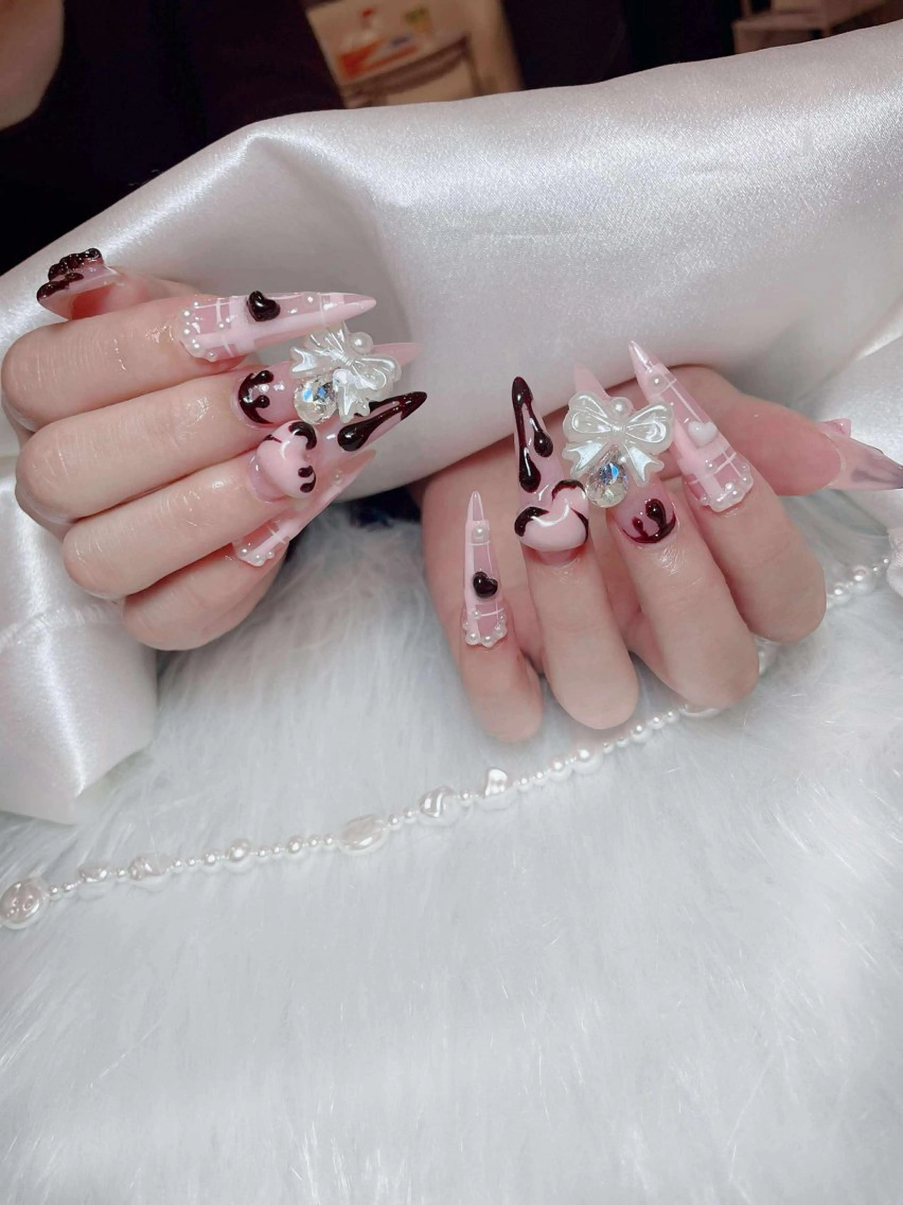 ネイル ハンドネイル Queen Nail Salonのネイルデザイン