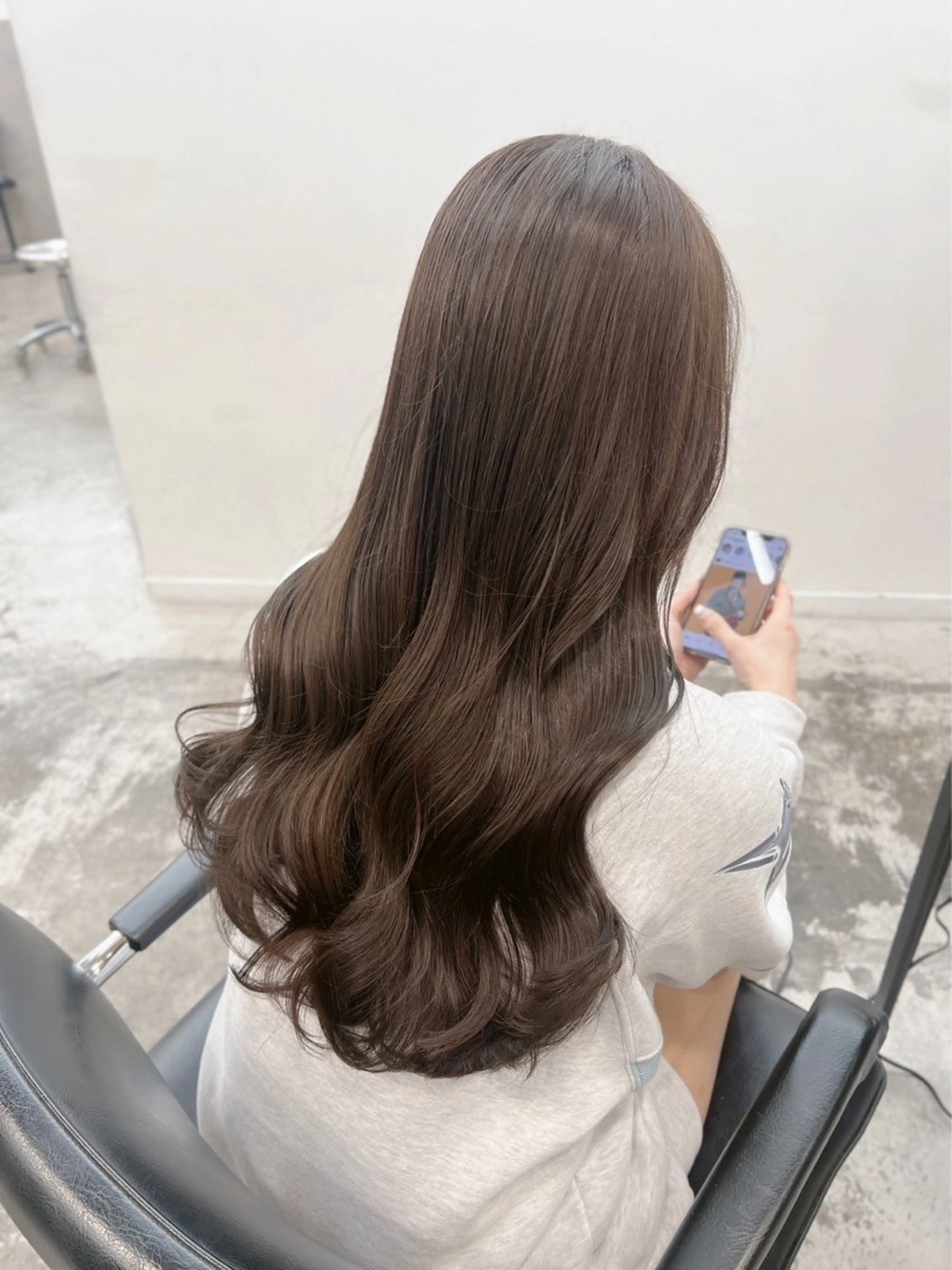 カラー ヘアカラー エクステ ヘアセット 楓🦋韓国系レイヤー / 透明感カラー🤍のヘアスタイル
