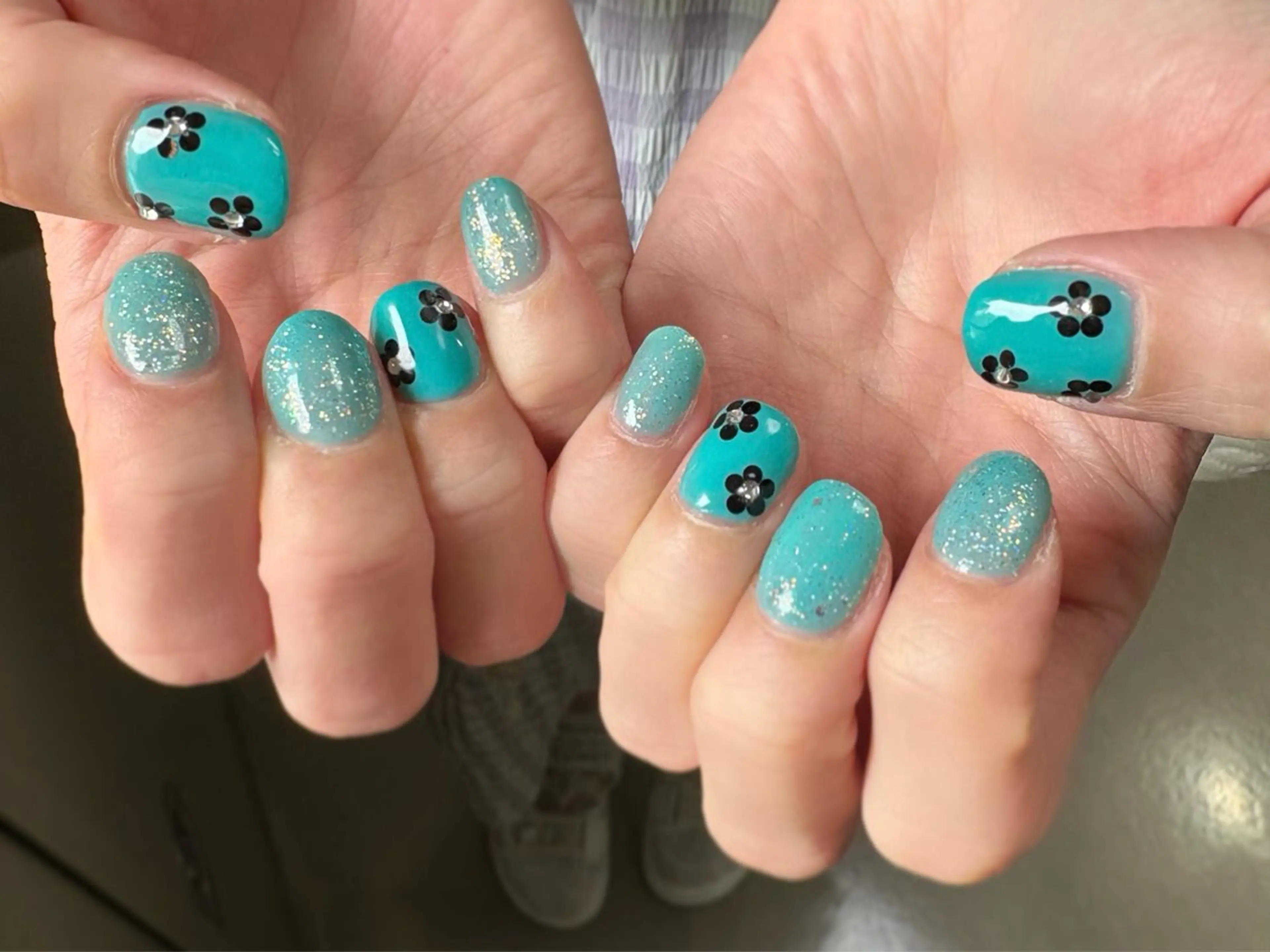 ネイル ハンドネイル フットネイル mieux YUKOのネイルデザイン