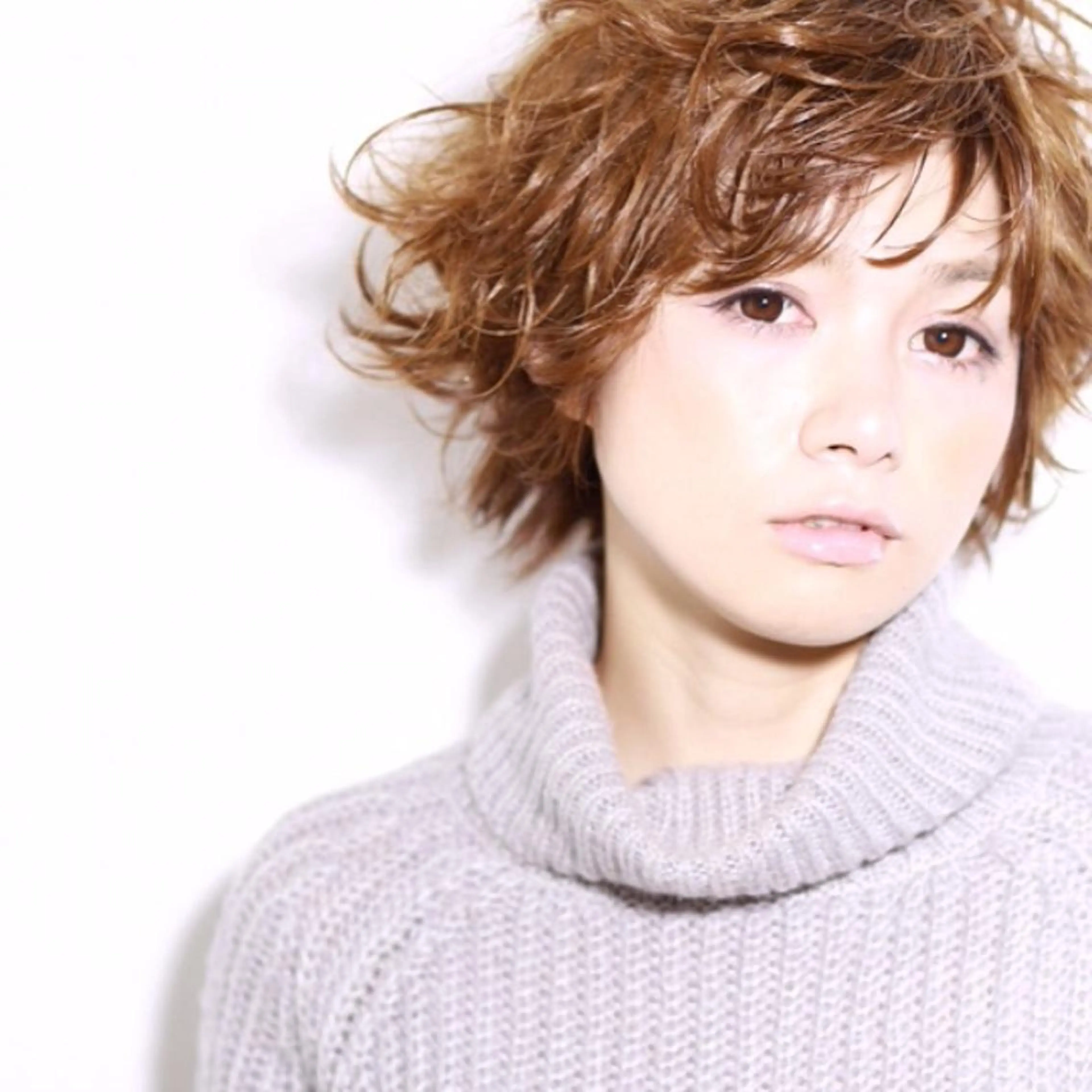 ショート カラー ハイライトカラー ハイライト 縮毛矯正/髪質改善 /ブリーチ/東陽町✨のヘアスタイル