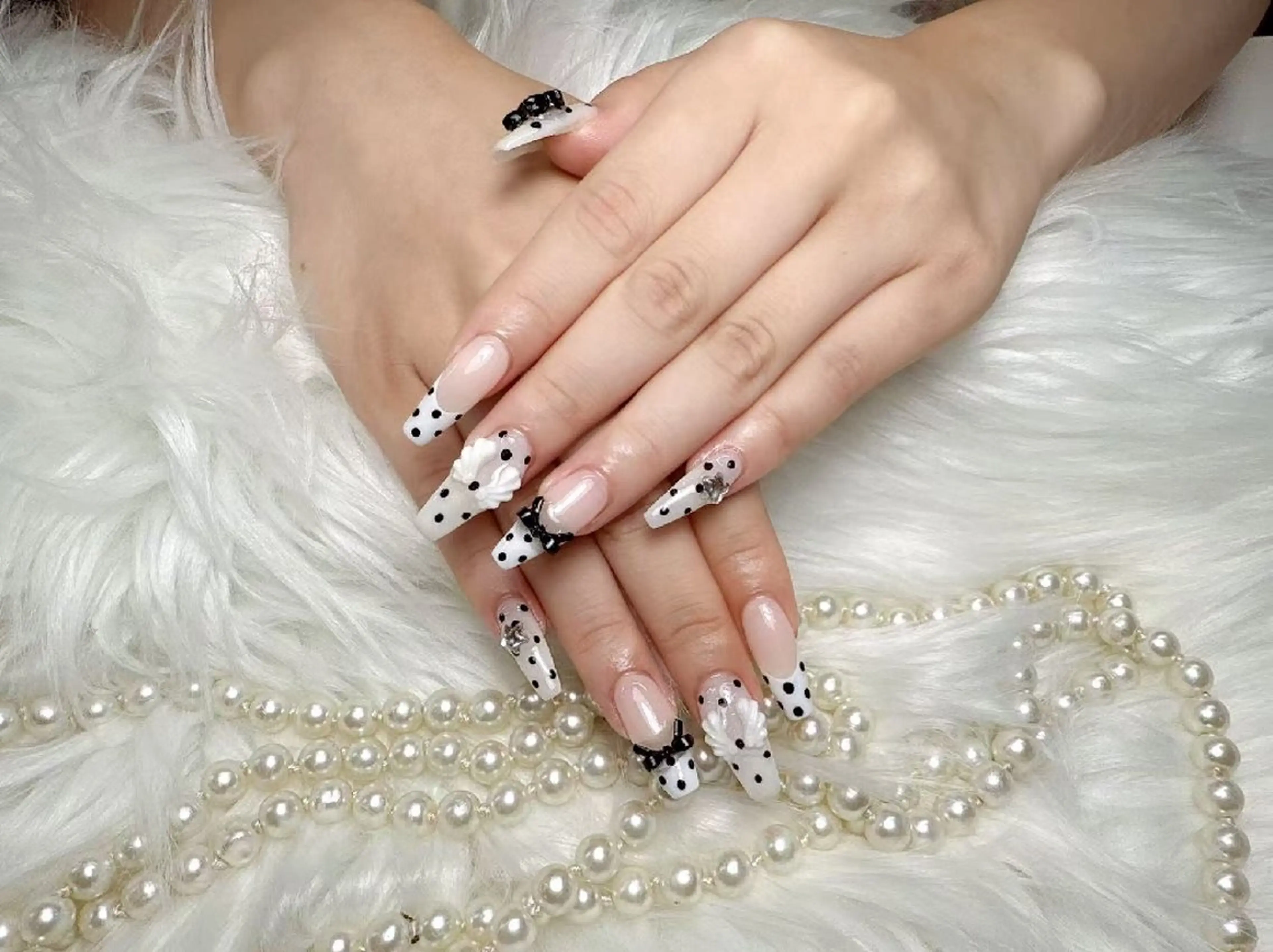 ネイル ENsalon AKIRAのネイルデザイン