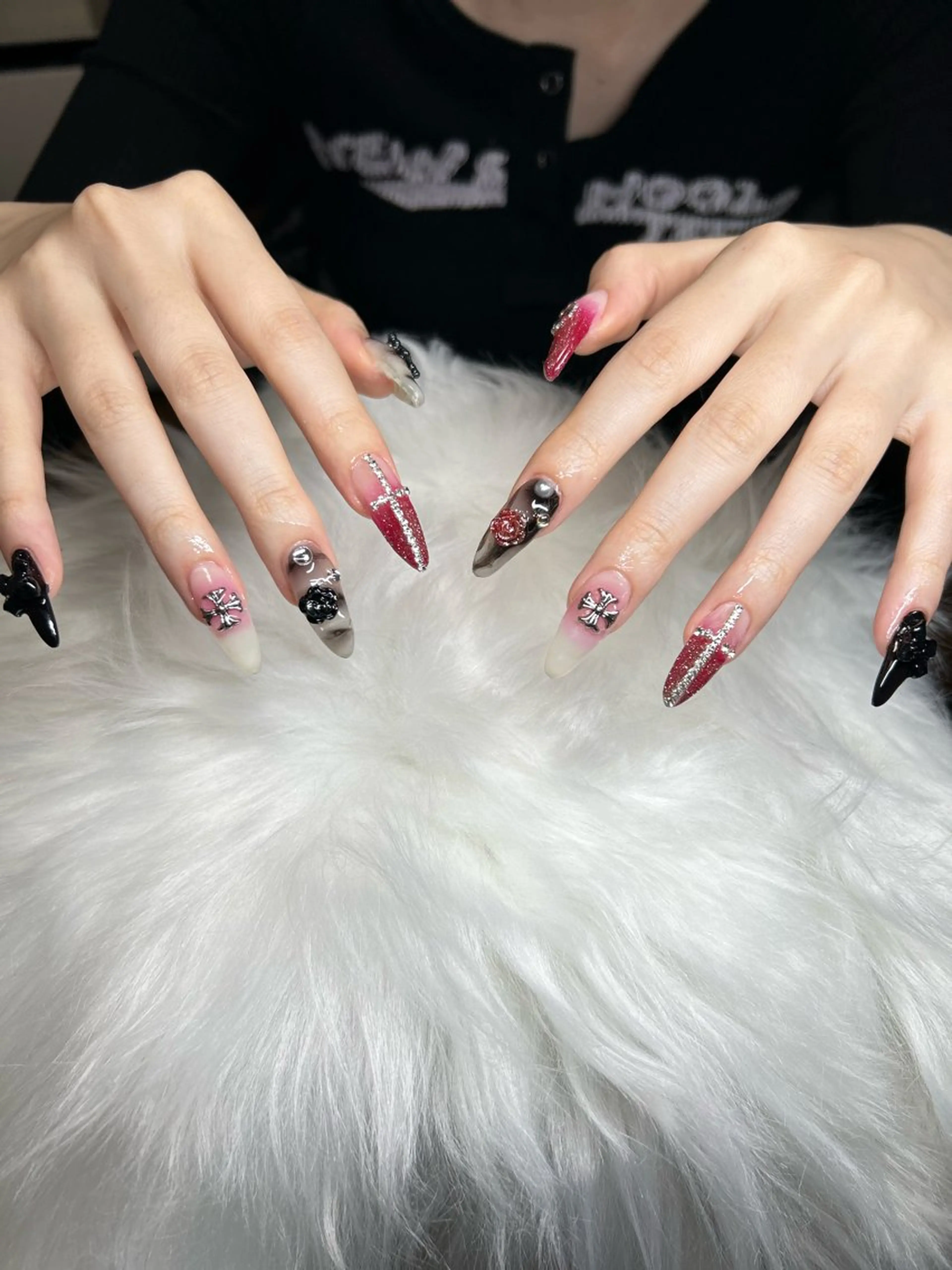 Queen Nail 柏店　クイーンネイルのネイルデザイン