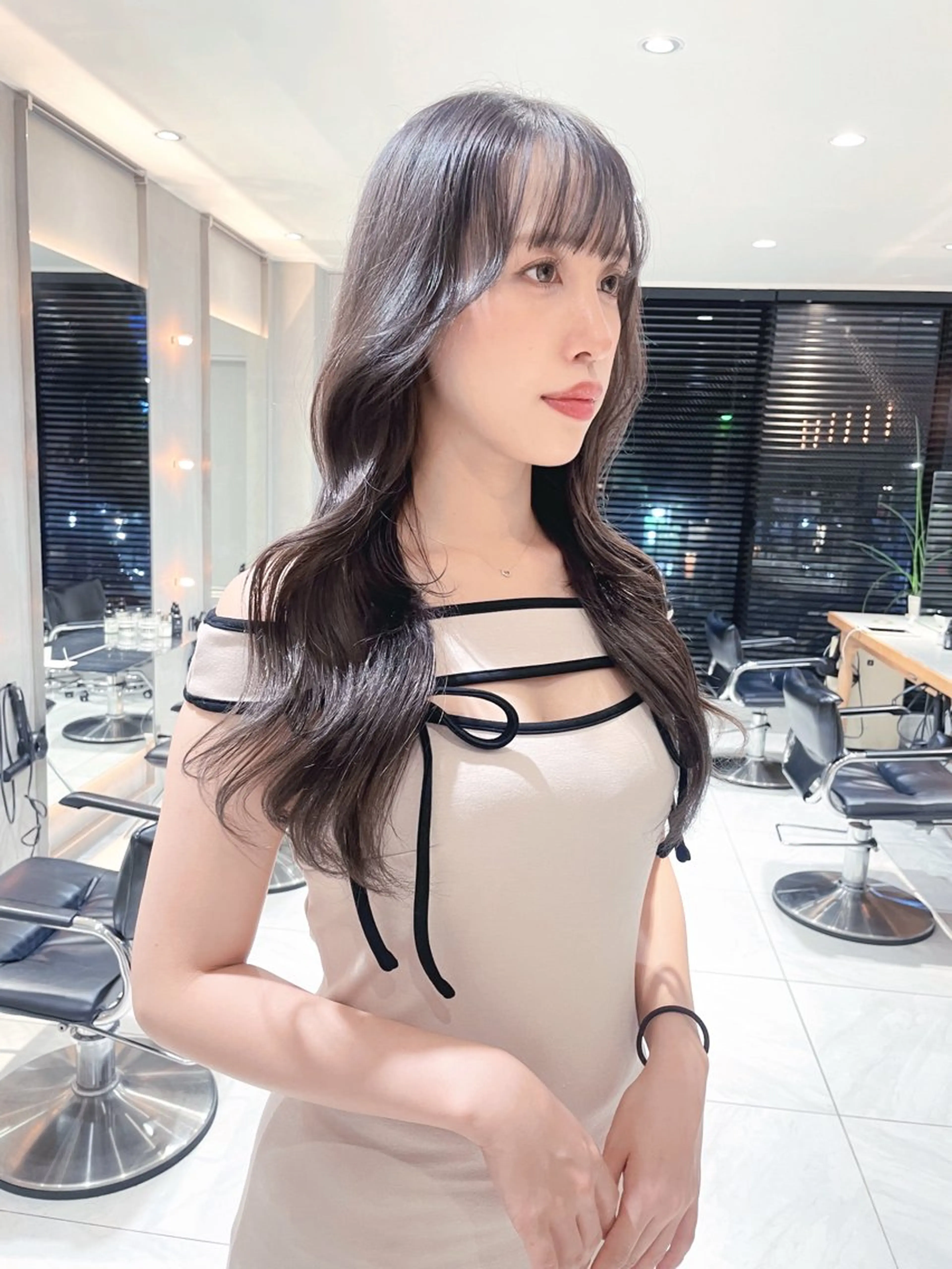 ロング カラー カット ヘアカラー ワンホン/韓国ヘア 🤍amiのヘアスタイル