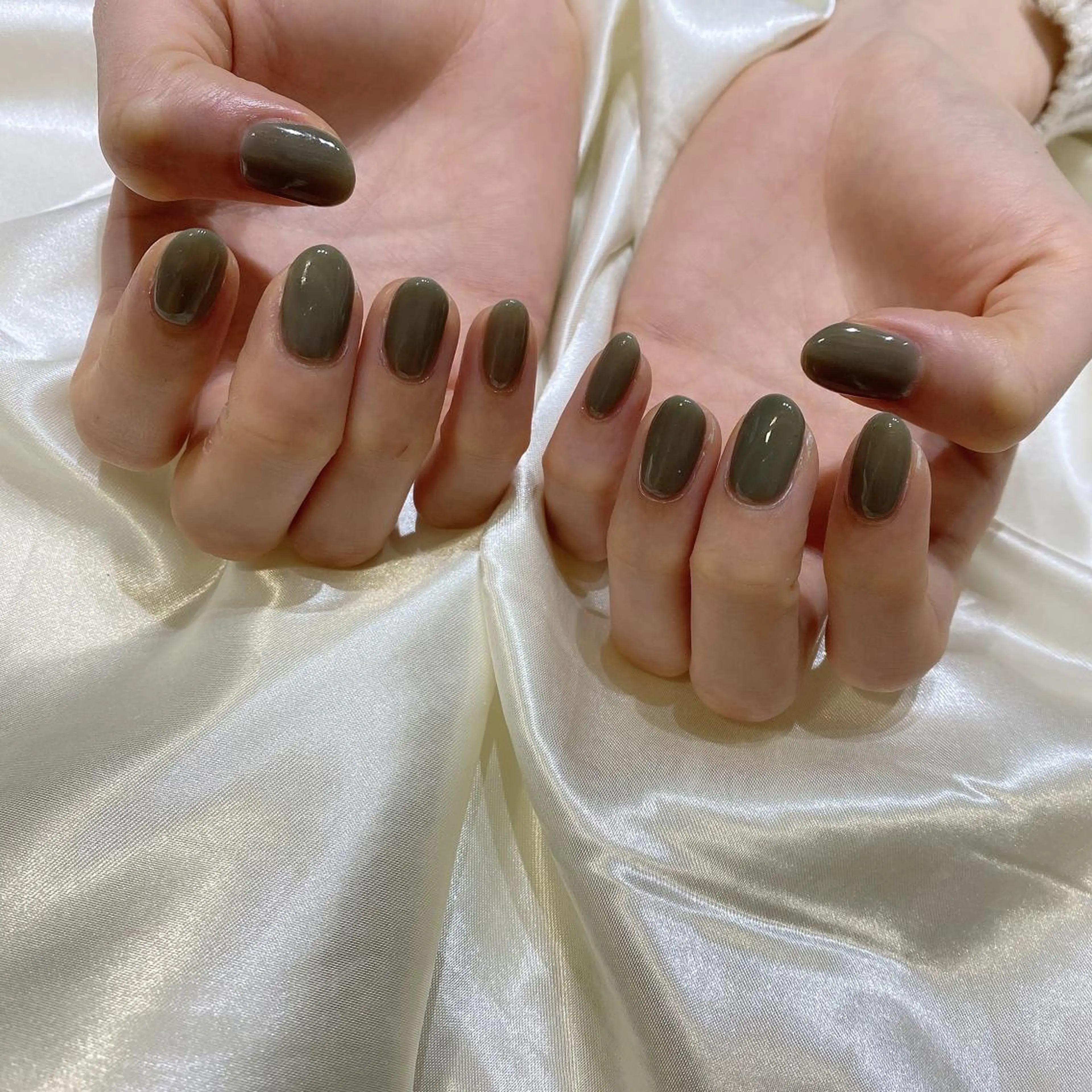 ネイル 西岡 杏のネイルデザイン