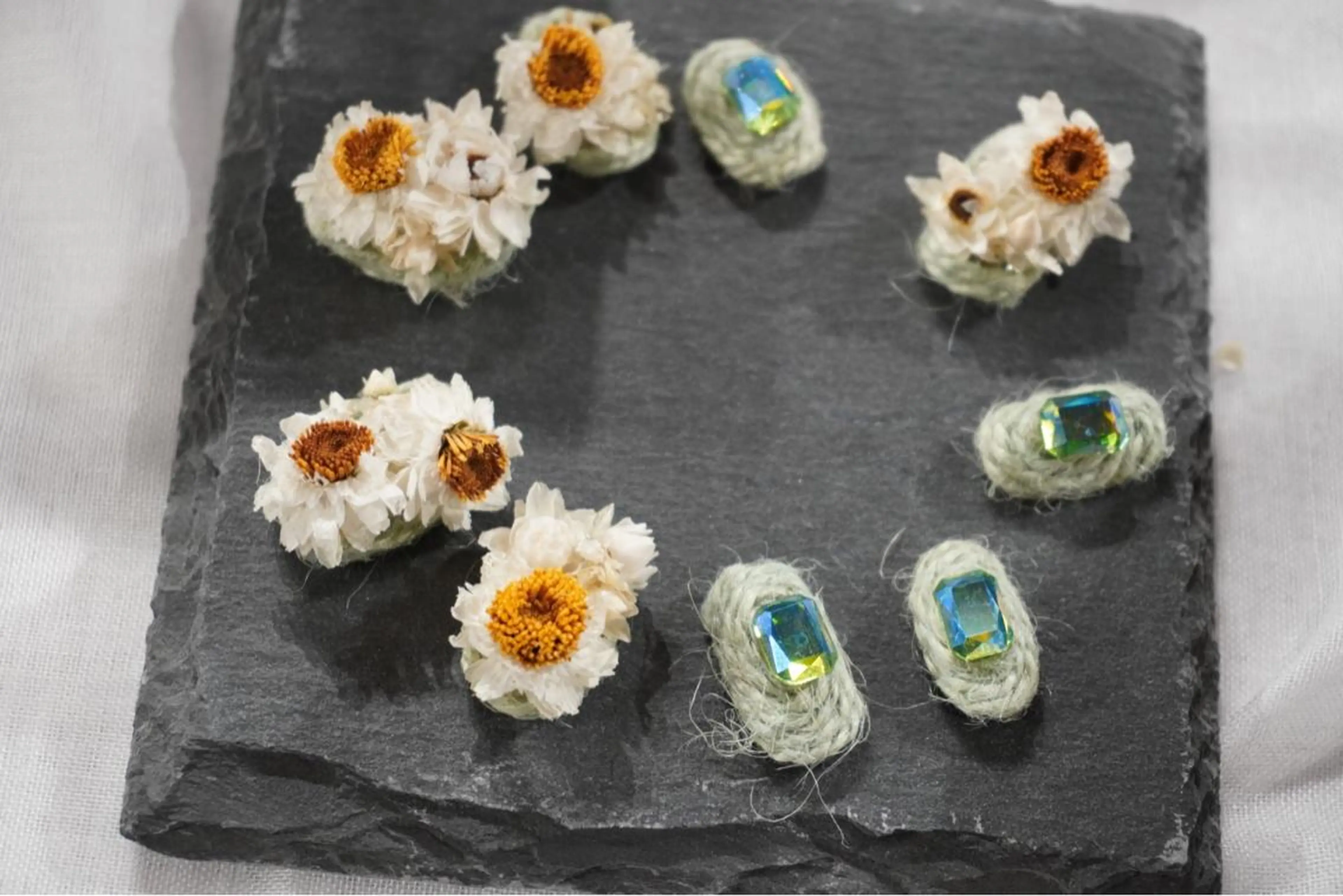 ネイル ネイルチップ mano nella manoのネイルデザイン