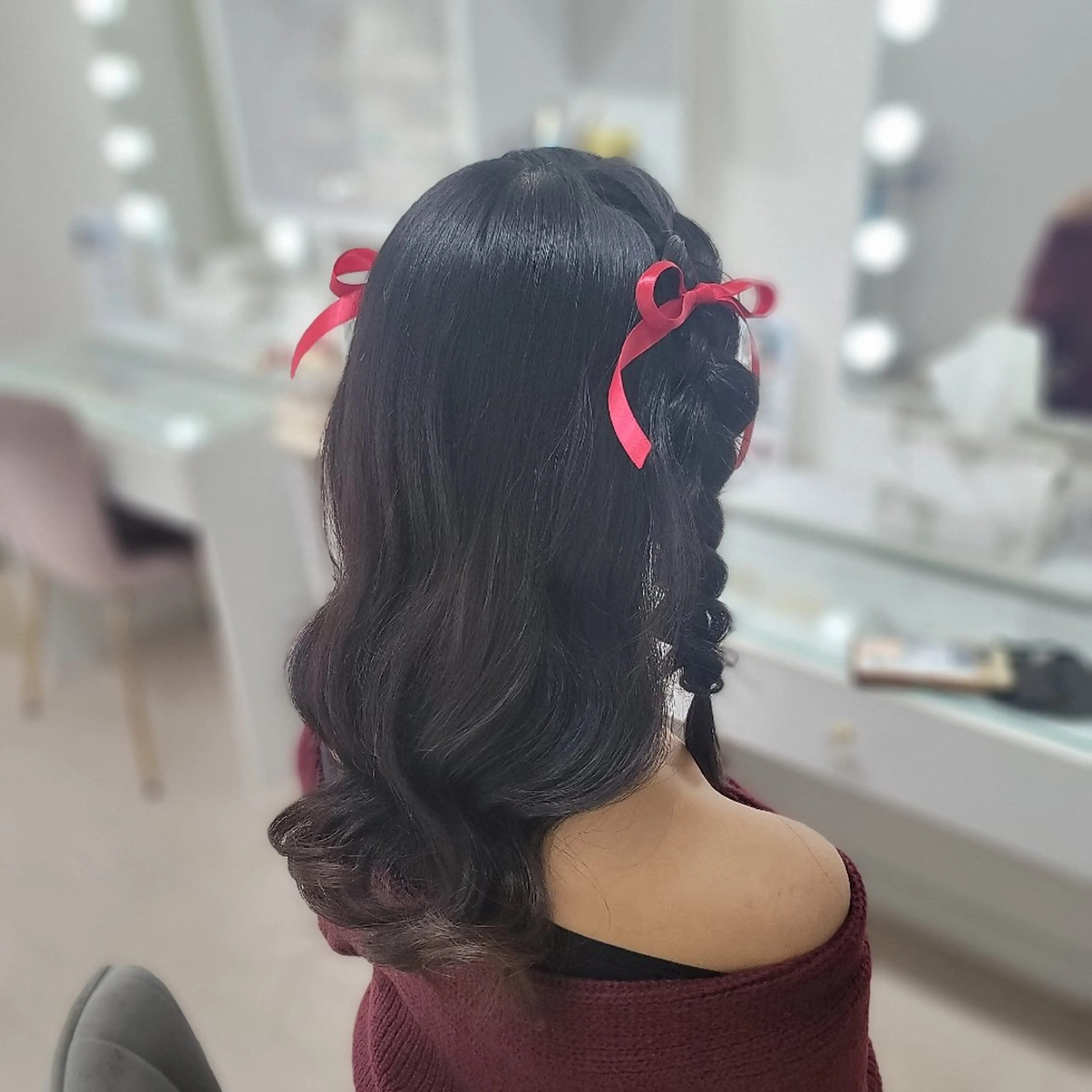セミロング ヘアアレンジ 渥美 寿美翔のヘアスタイル