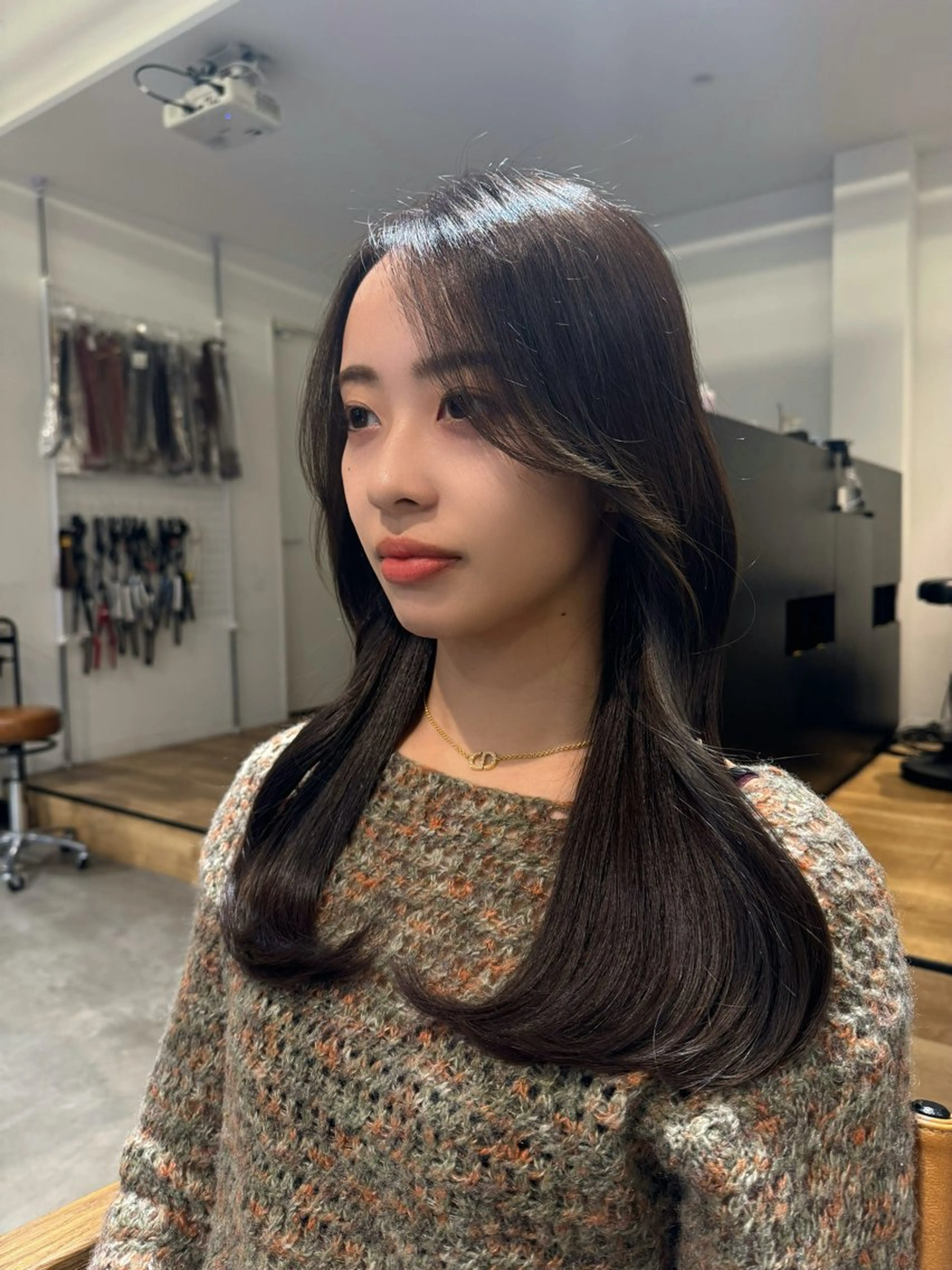 ロング カラー カット ヘアカラー 透明感カラー 天羅のヘアスタイル