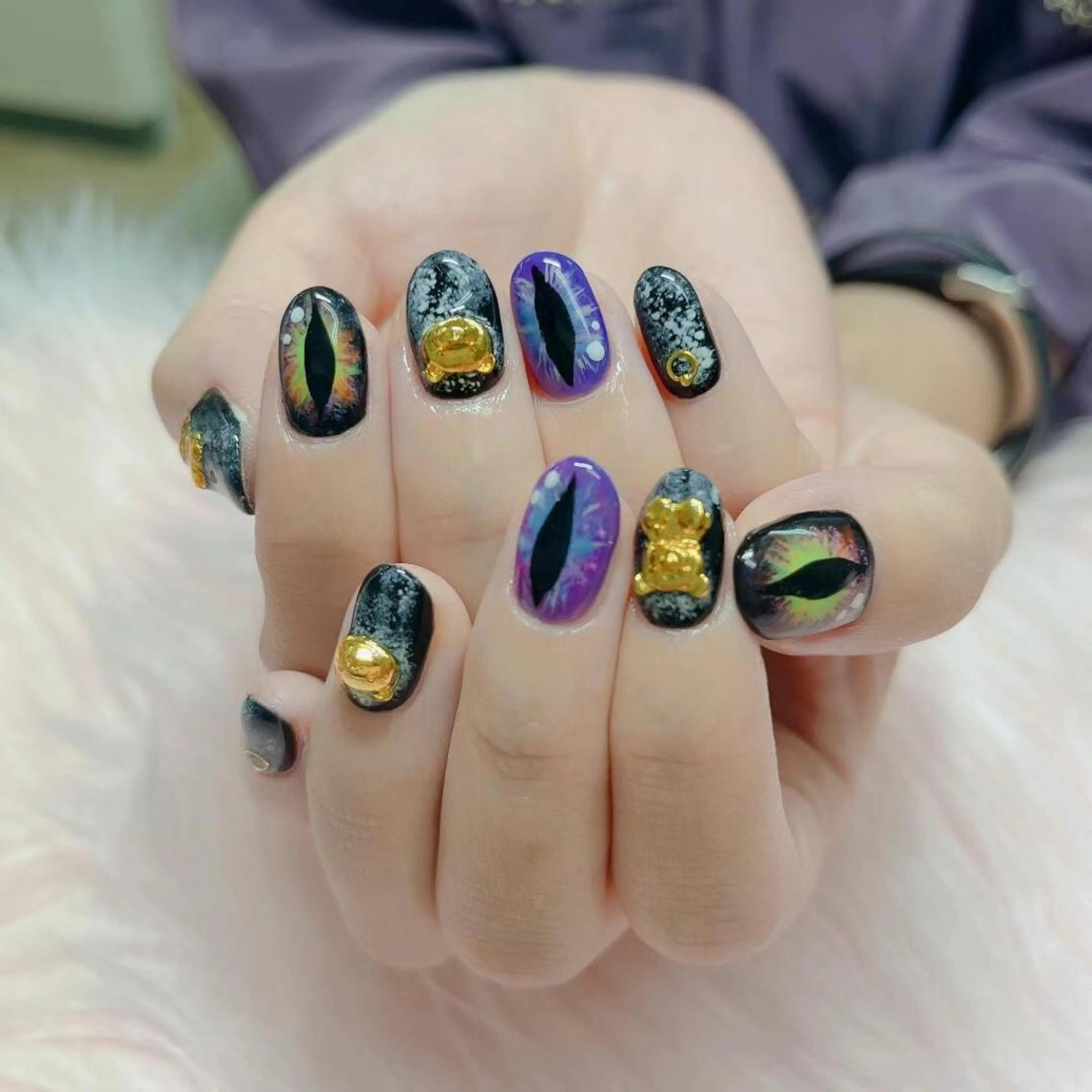 ネイル ハンドネイル MoonNail ユリ🌸のネイルデザイン