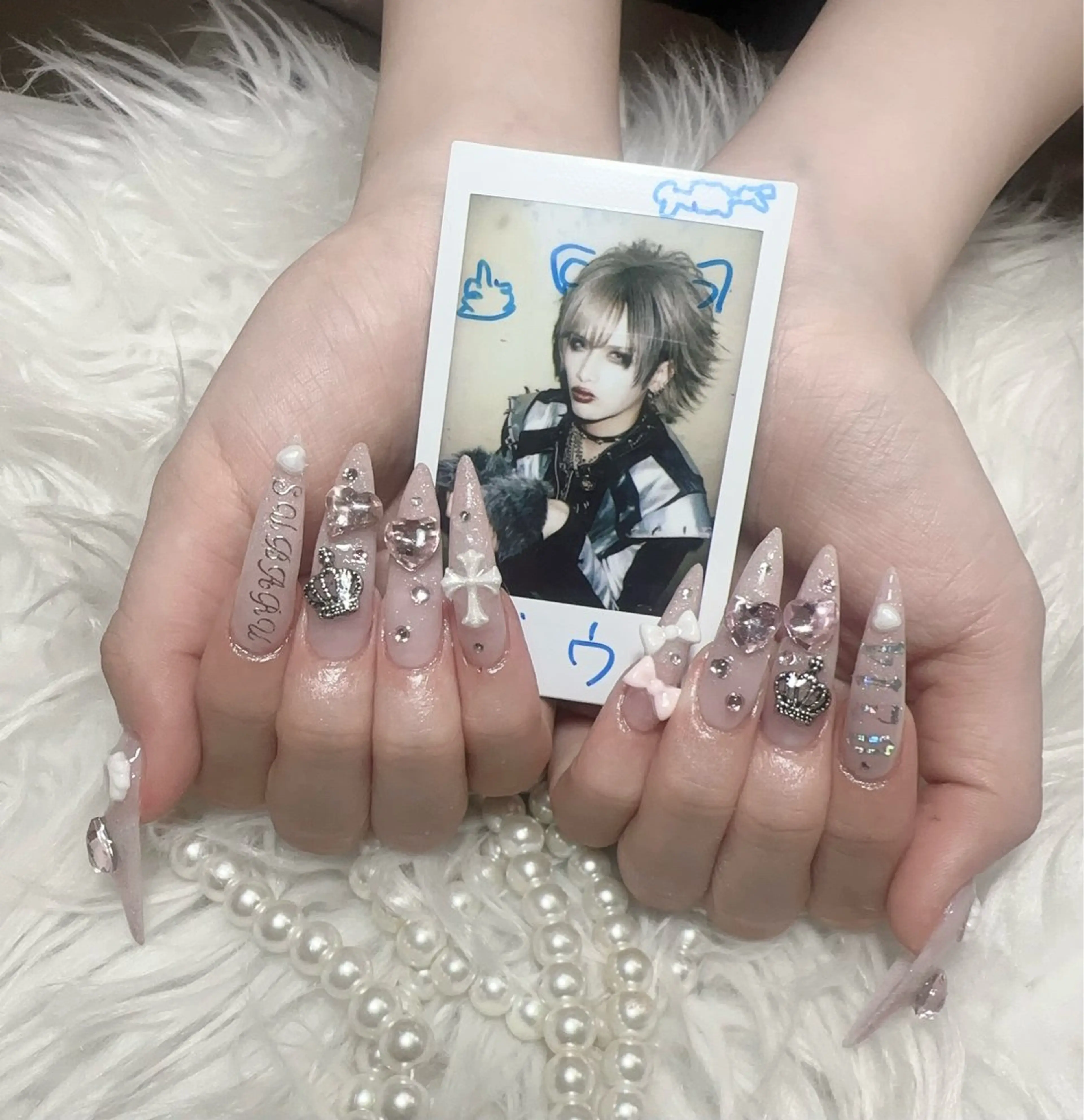 ネイル ハンドネイル &ME ネイルサロンのネイルデザイン