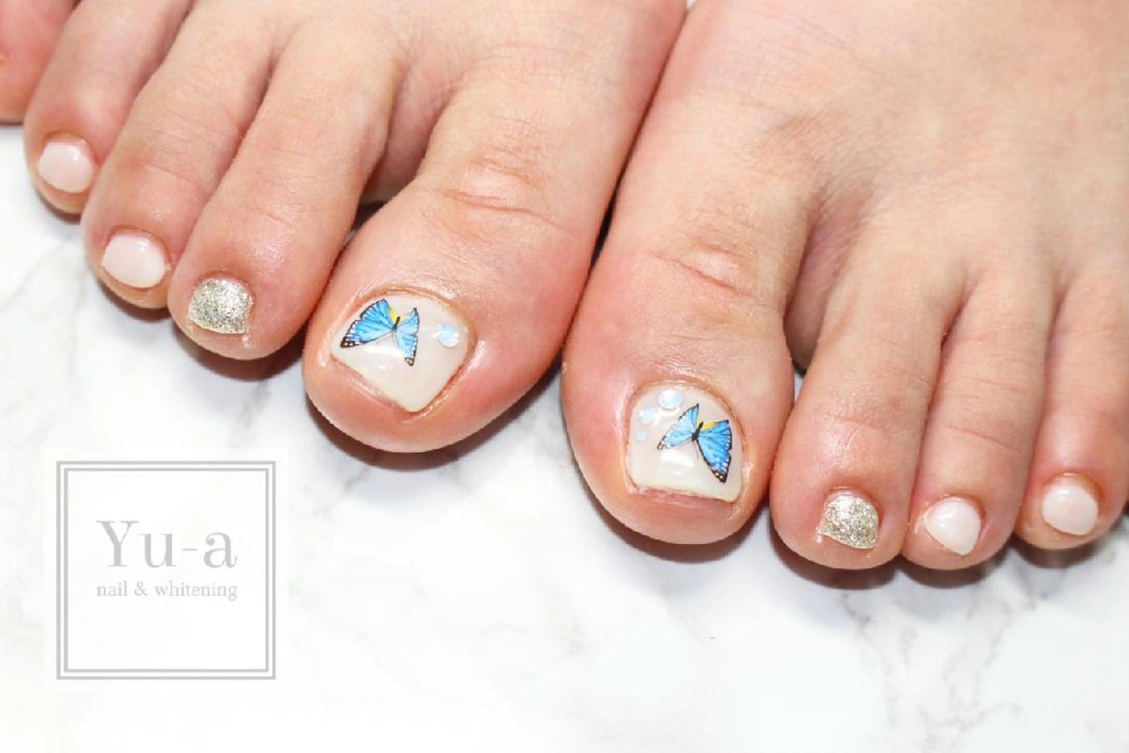 ネイル フットネイル ニュアンスネイル シンプルネイル ホワイト yu-a☆   柏ネイルのネイルデザイン