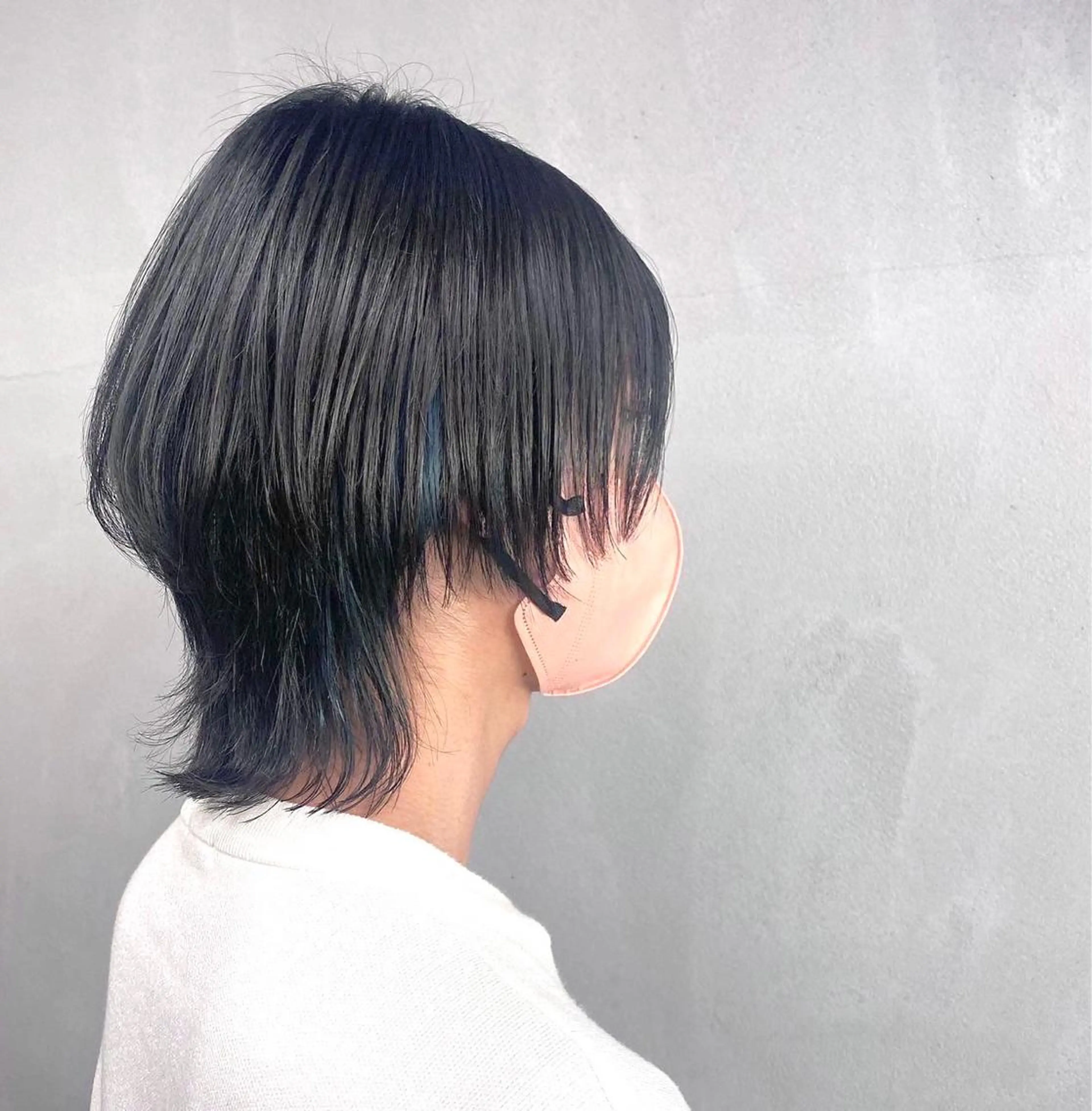 メンズ メンズインナーカラー メンズウルフカット ウルフカット カット ヘアカラー トリートメント #tag 佐藤璃美のヘアスタイル