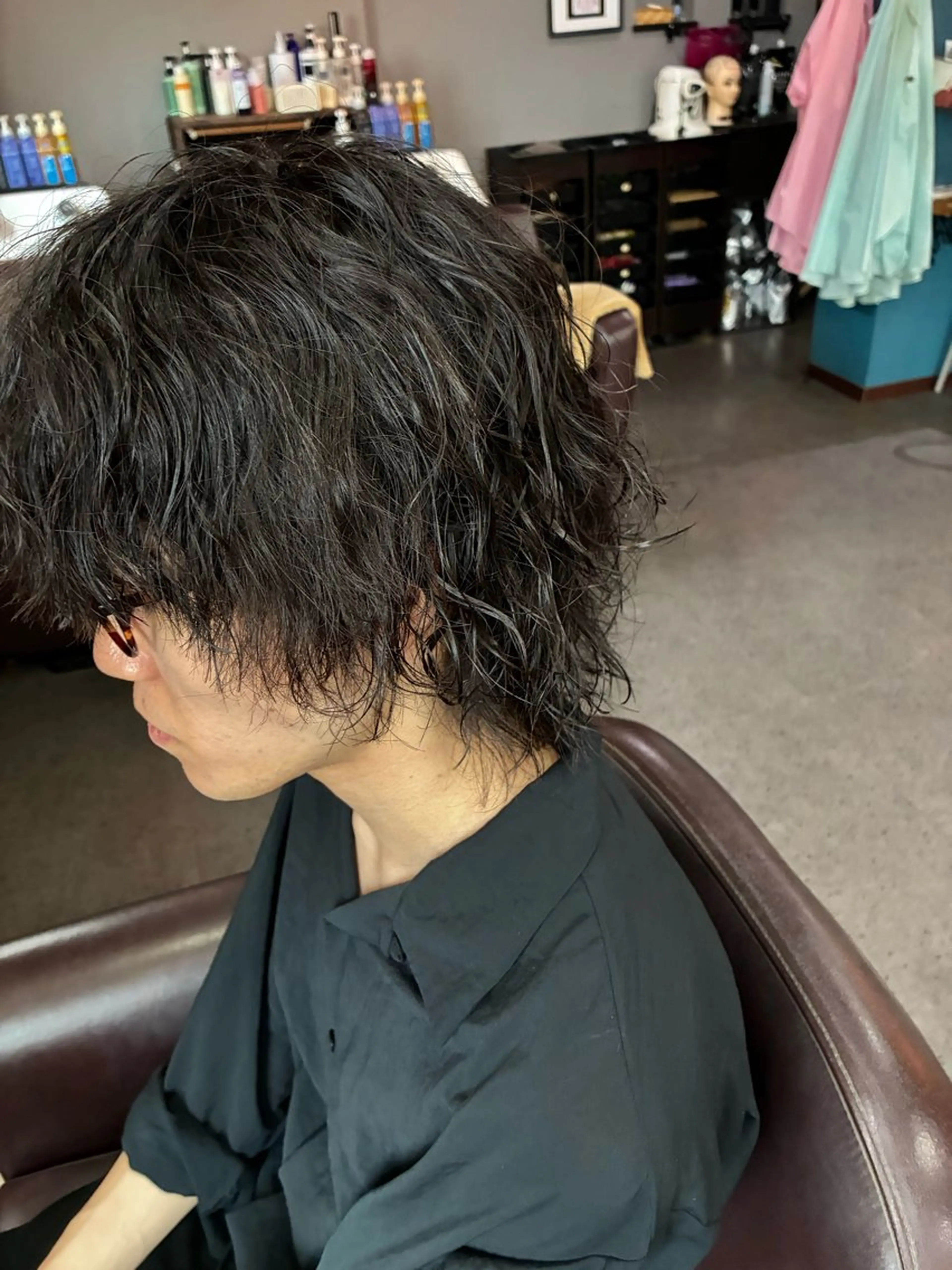 ミディアム パーマ メンズ メンズウルフカット ウルフカット 小島 直哉のヘアスタイル