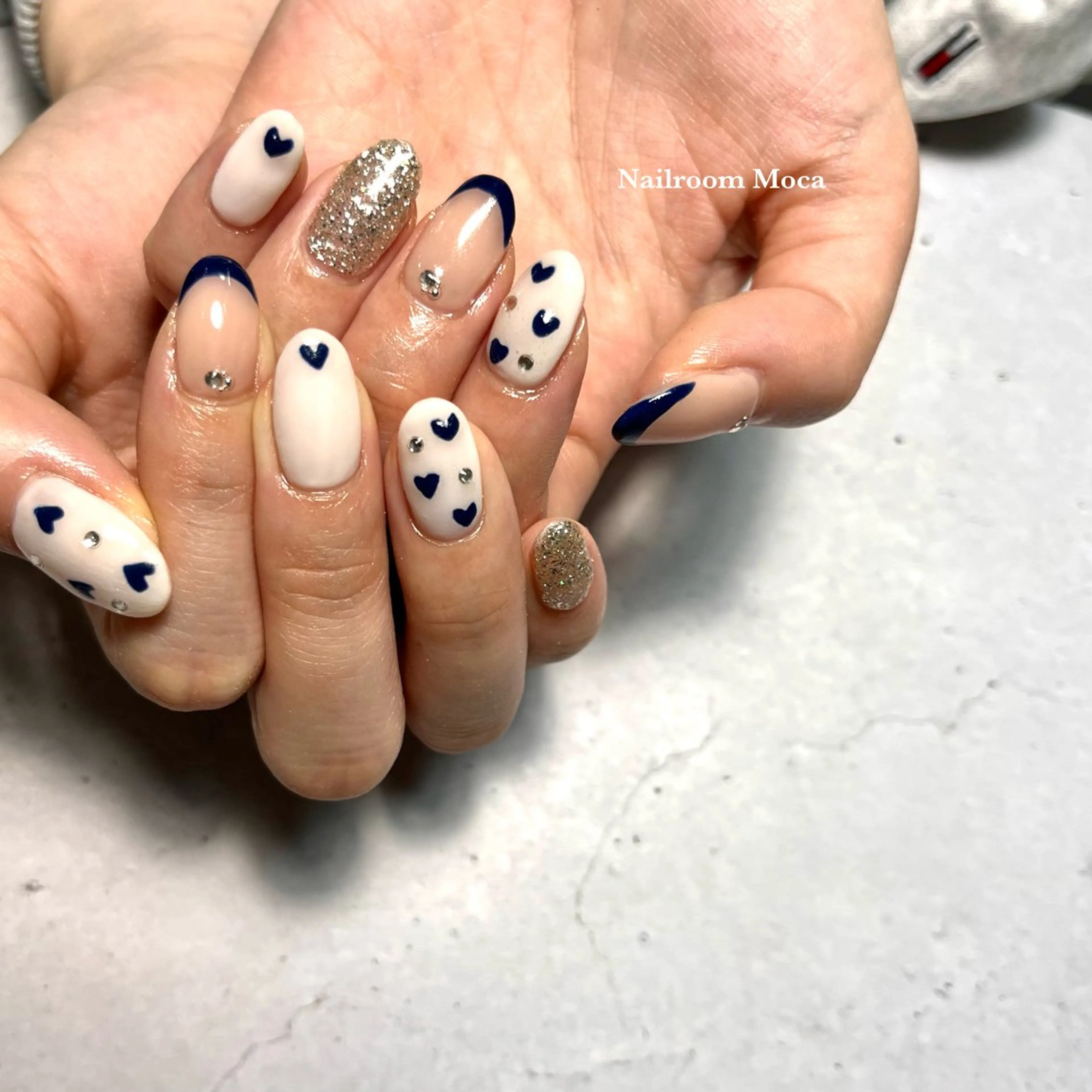 ネイル ハート ハンドネイル Nailroom Mocaのネイルデザイン