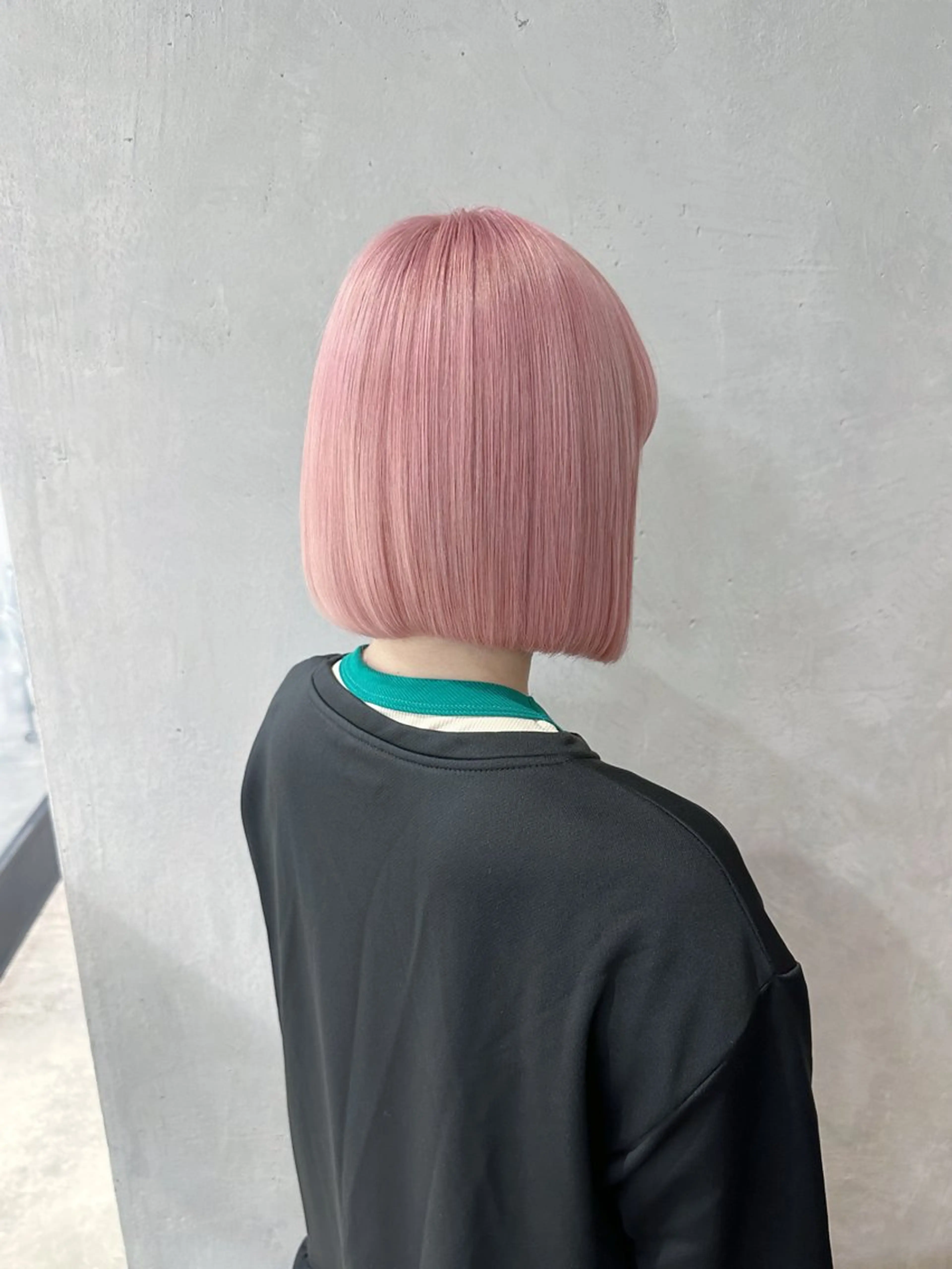 ミディアム カラー 艶髪ハイトーン ちひろ🌙+.°のヘアスタイル