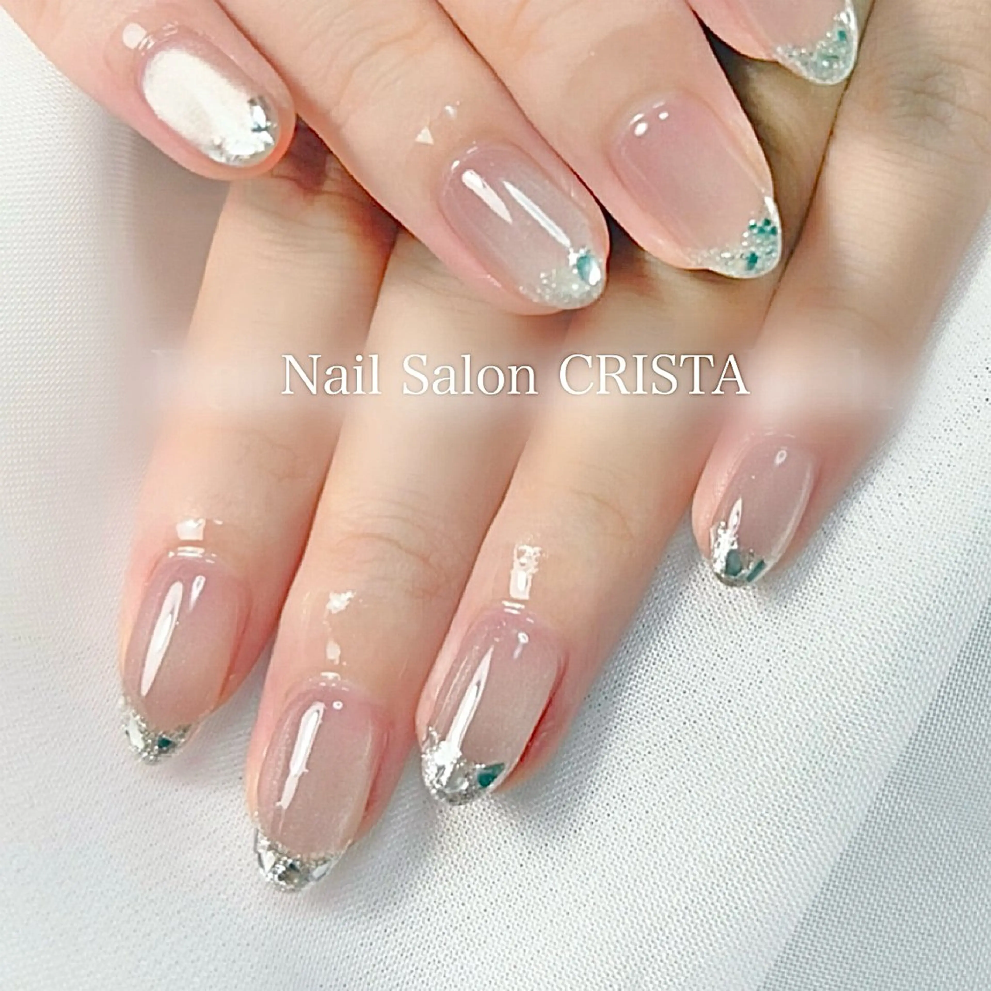 ネイル フレンチネイル ガラスフレンチ マグネットネイル ハンドネイル Nail Salon CRISTA所属・CRISTA 🤍ヒナタのネイルデザイン