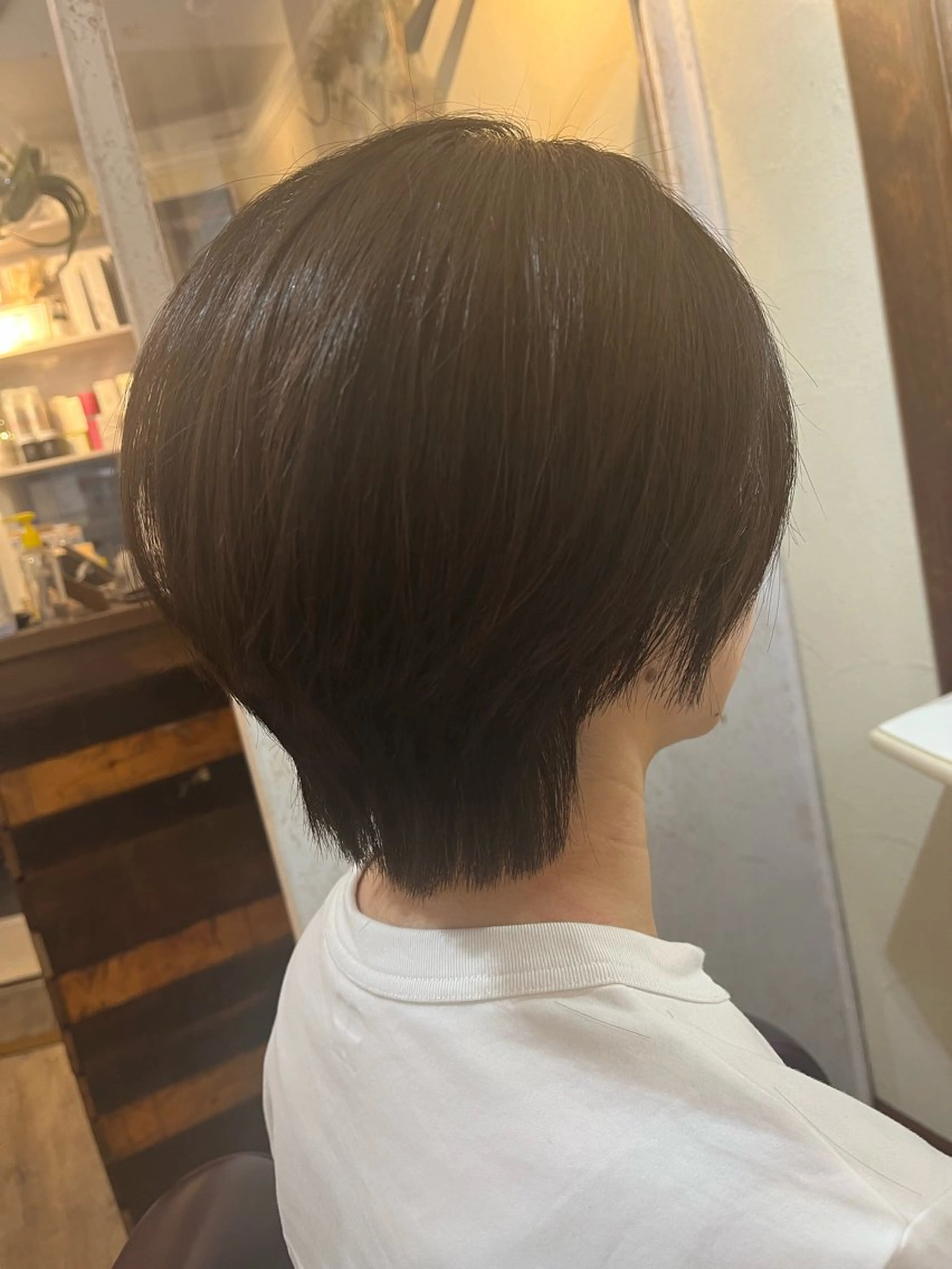 ショート ショートヘア 岩田 実那のヘアスタイル