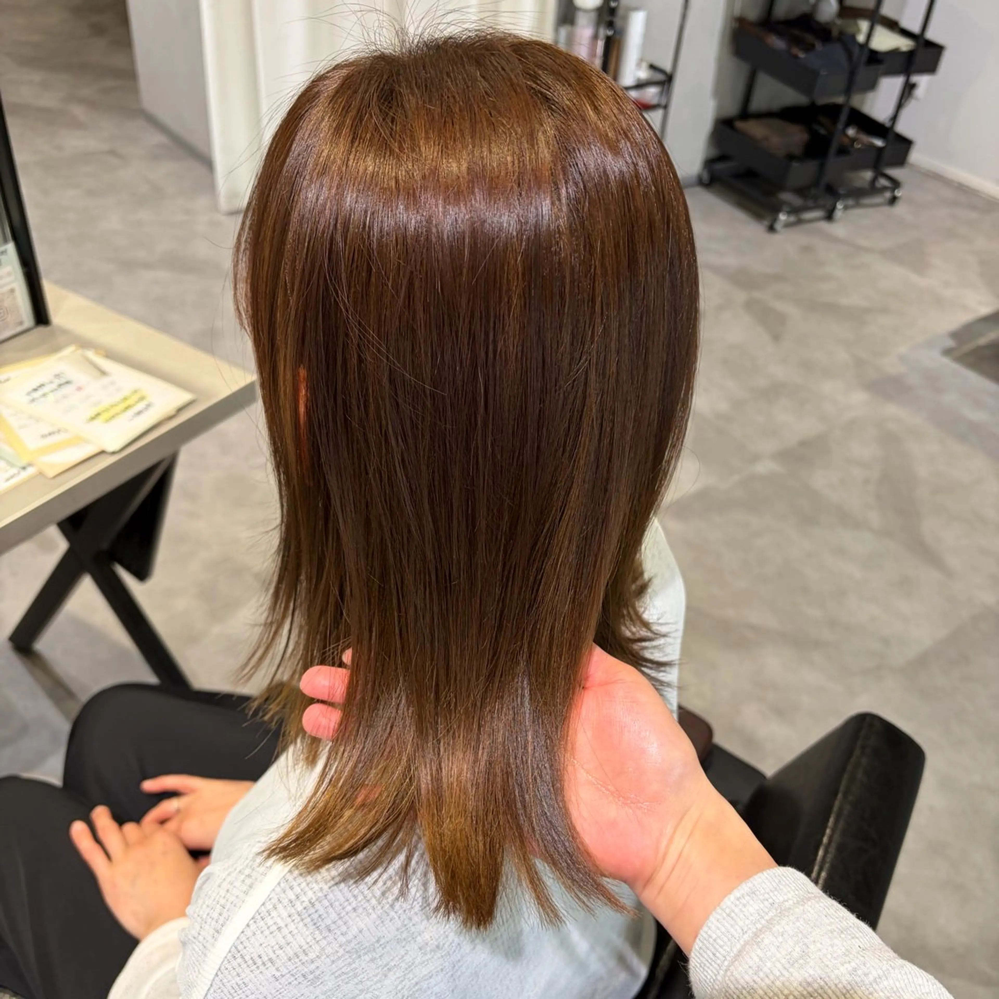 ミディアム カラー 透明感カラー カット ヘアカラー MIRUKA/ 暖色カラー/ベージュのヘアスタイル