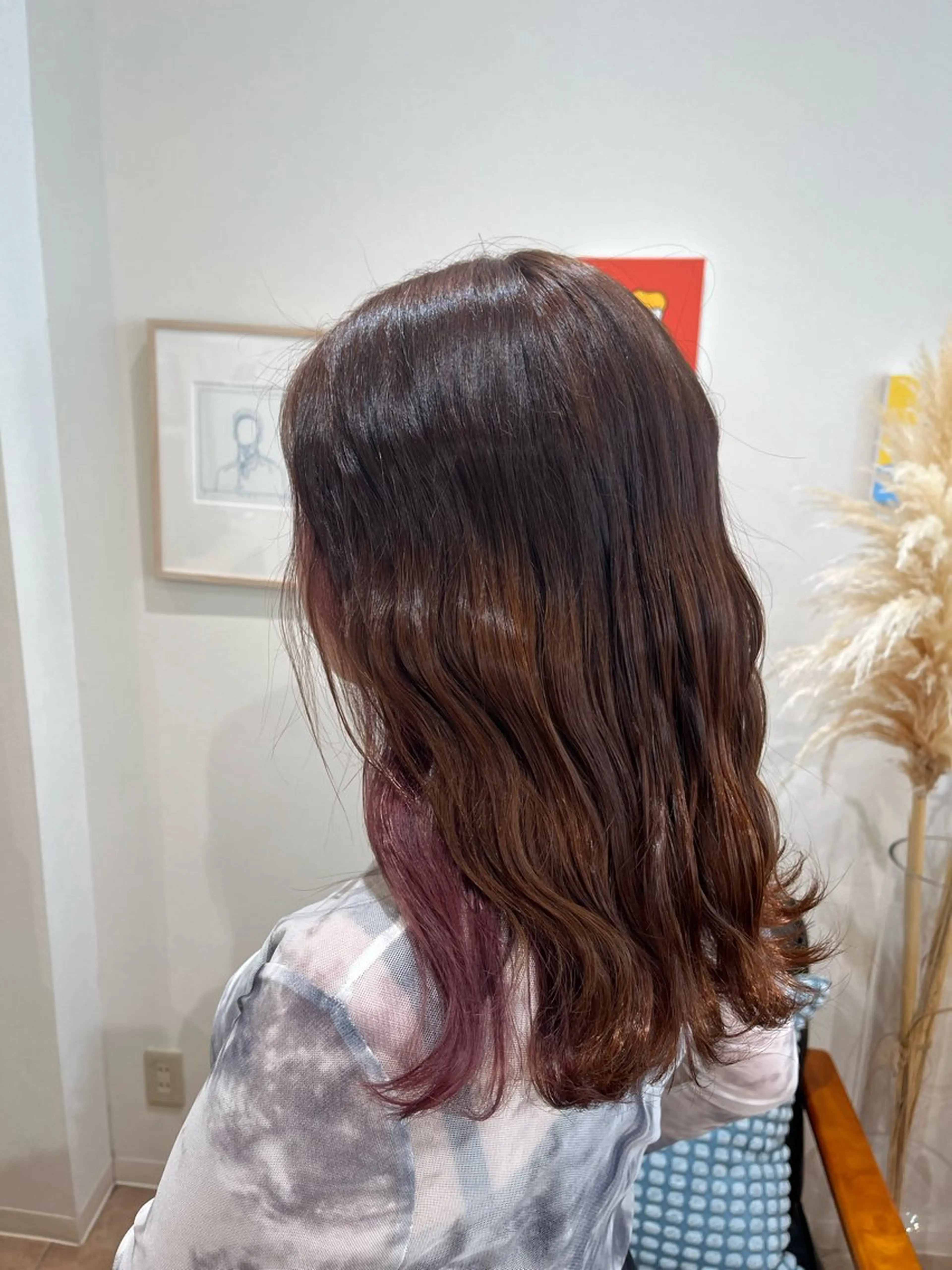 セミロング 伊藤 杏乃のヘアスタイル